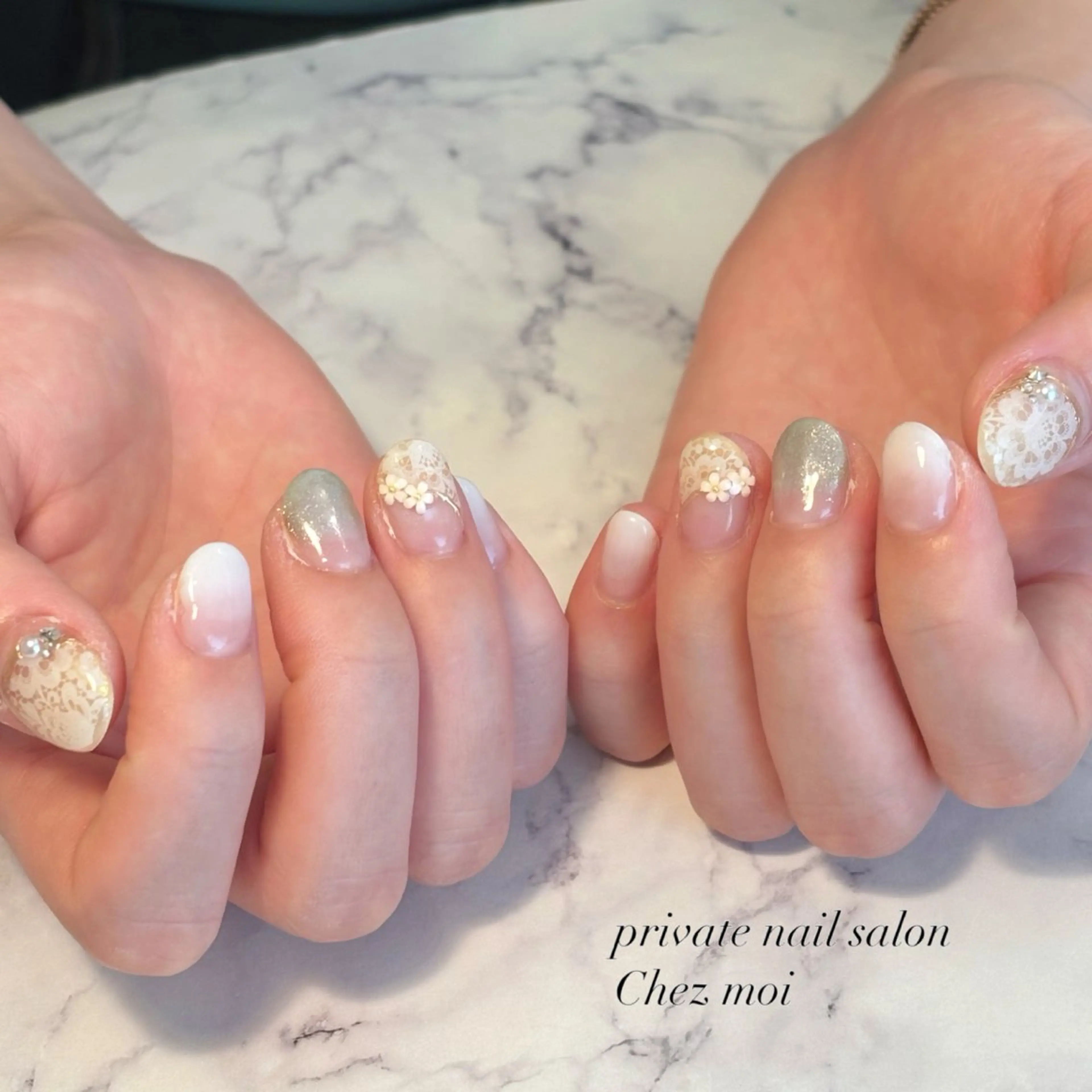 ネイル KOMINE TOMOKOのネイルデザイン