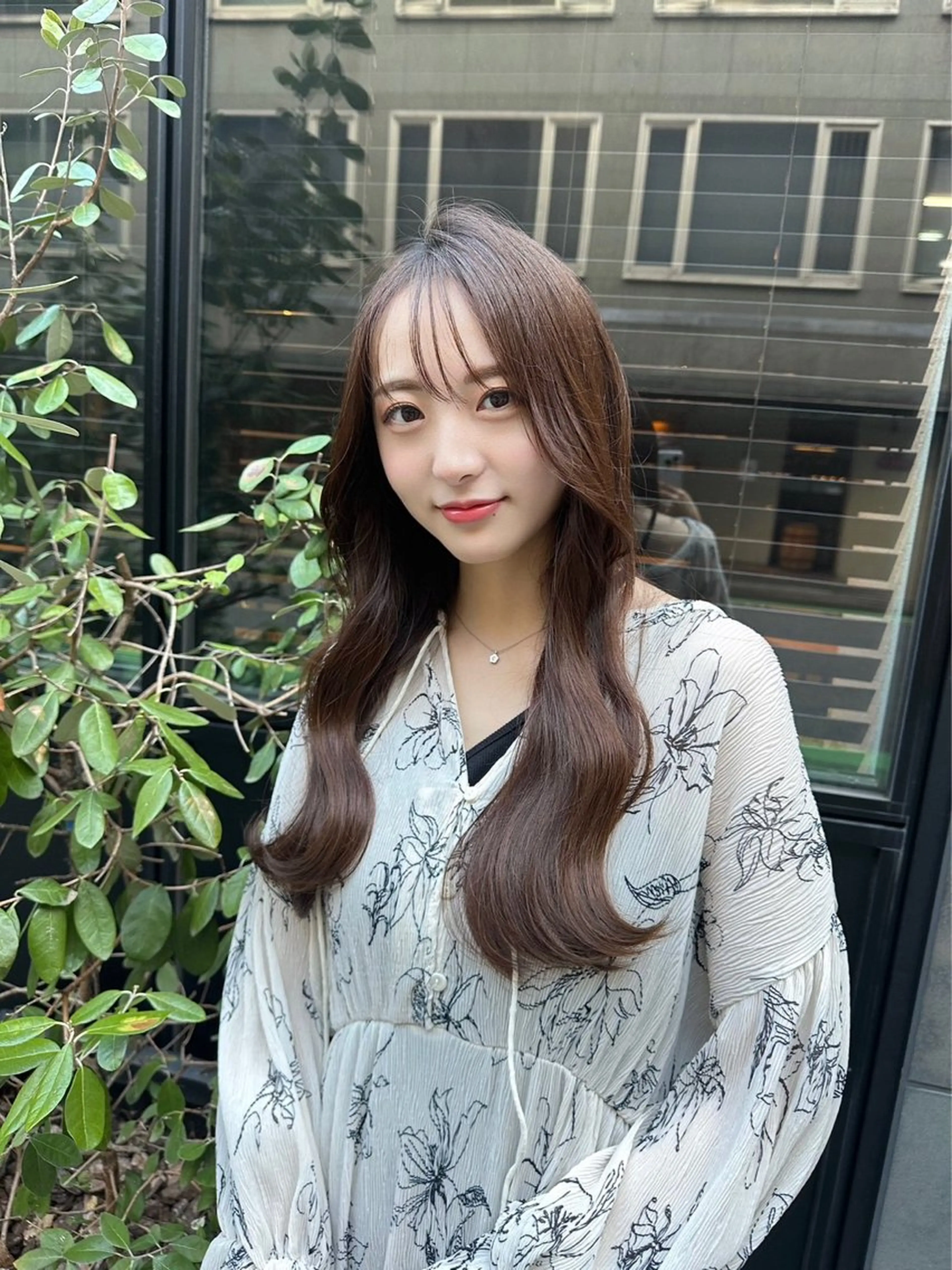 ロング SHOKO スタイリストのヘアスタイル