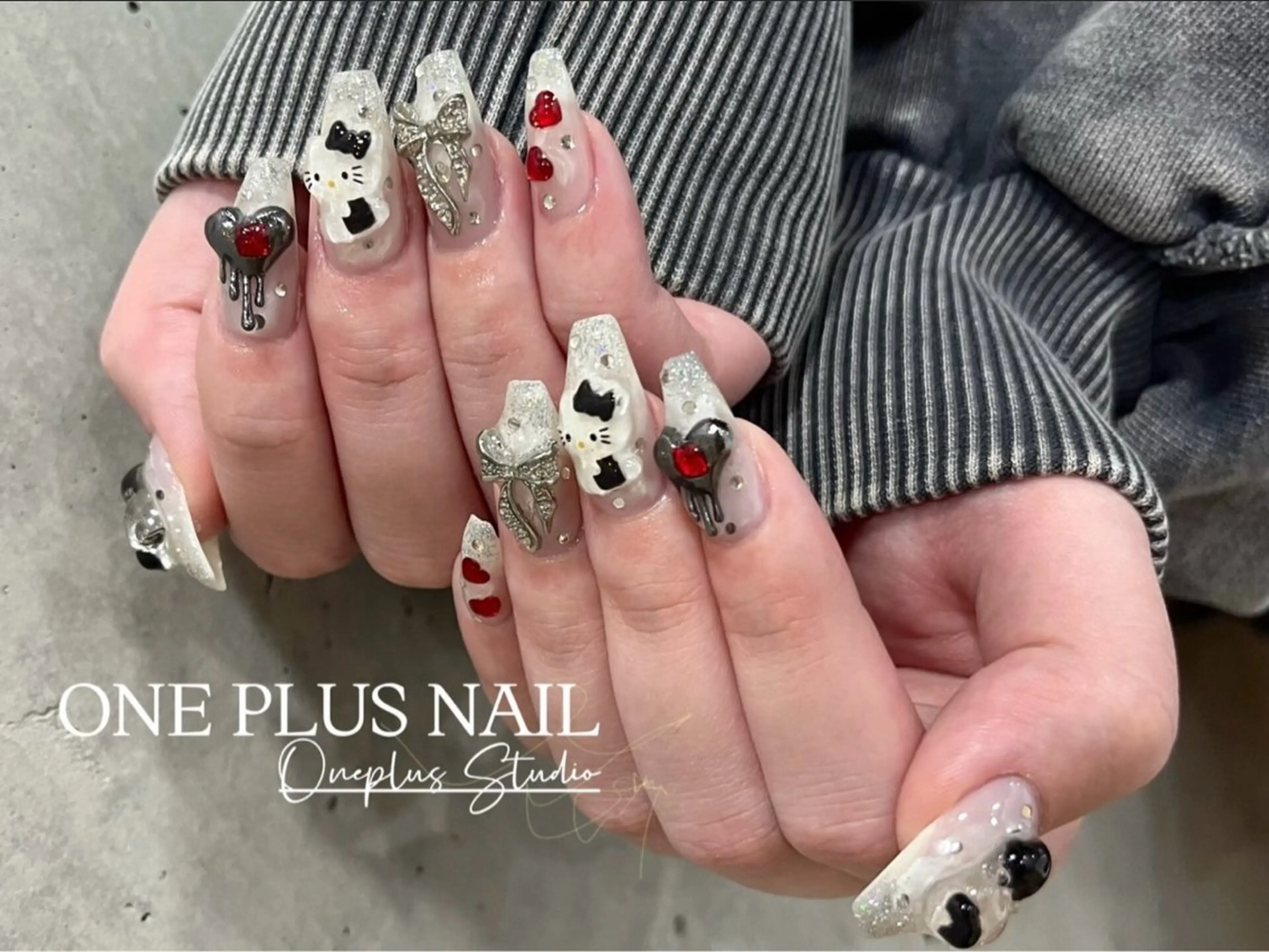 ネイル ハンドネイル One Plus キキのネイルデザイン