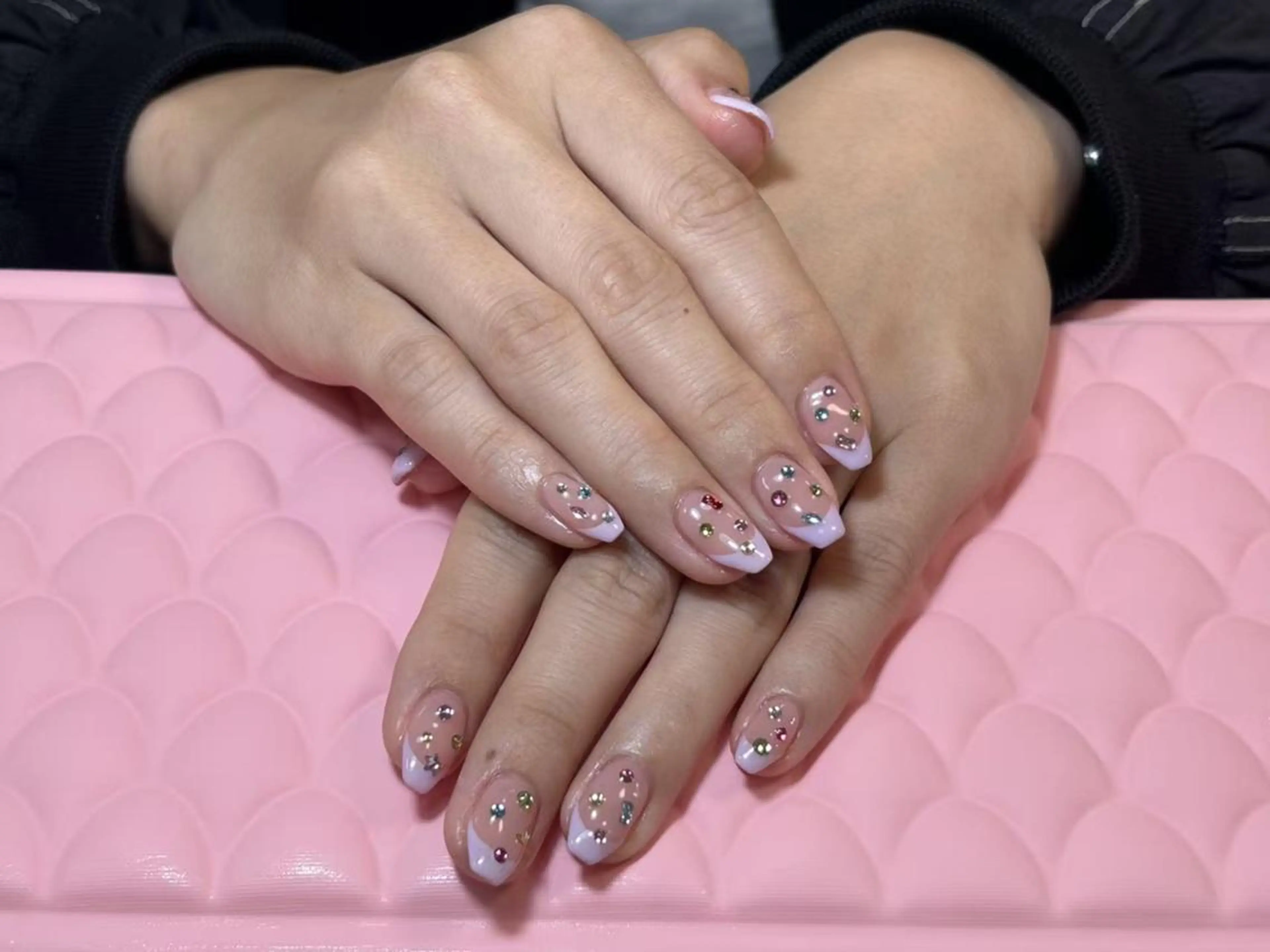 ネイル 長さ出し フレンチネイル ジェルネイル ガラスフレンチ 韓国ネイル Hana Bloom Nail💛Rinaのネイルデザイン