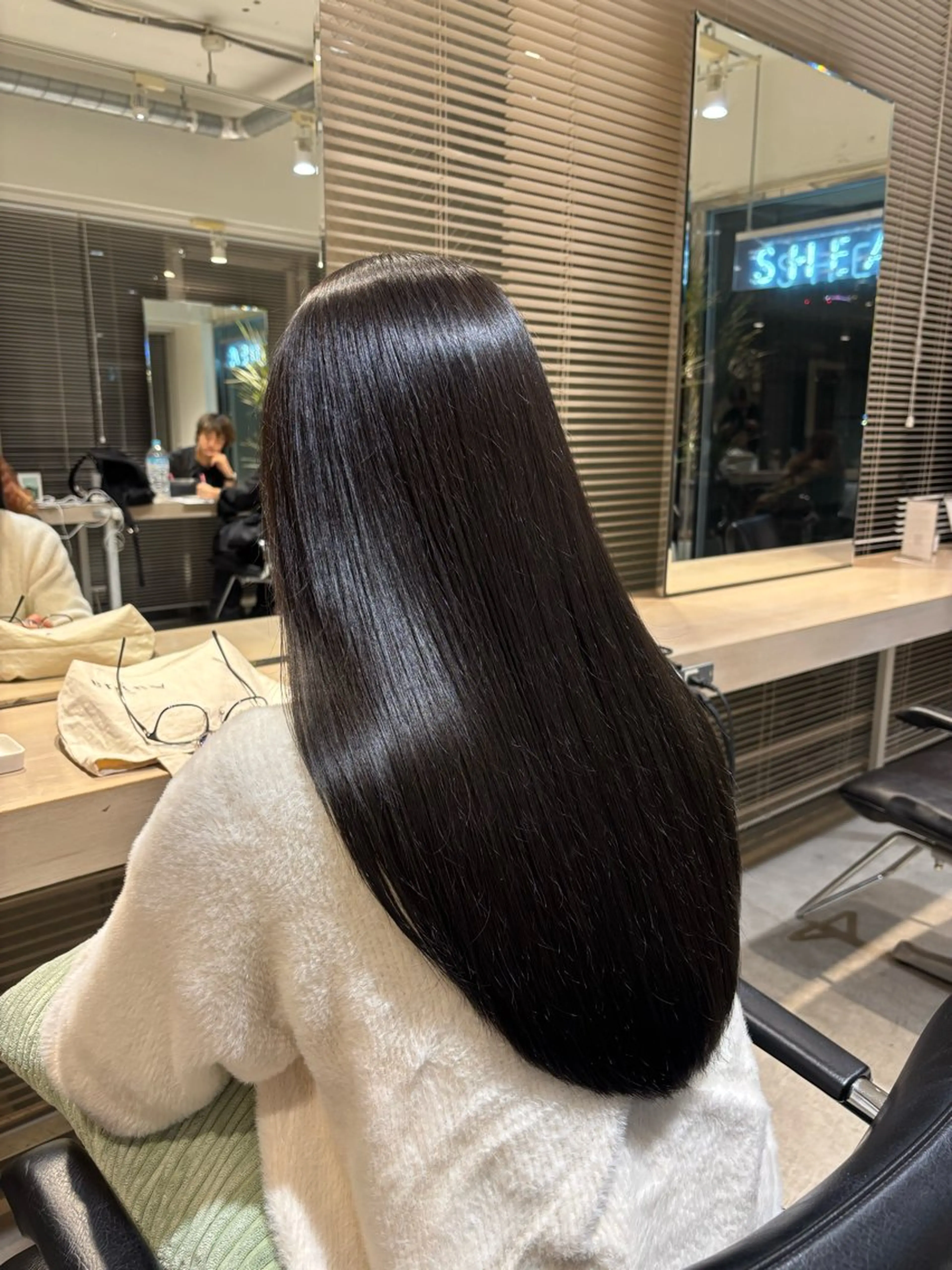 ロング カラー SHEA /縮毛矯正 イソダハルカのヘアスタイル