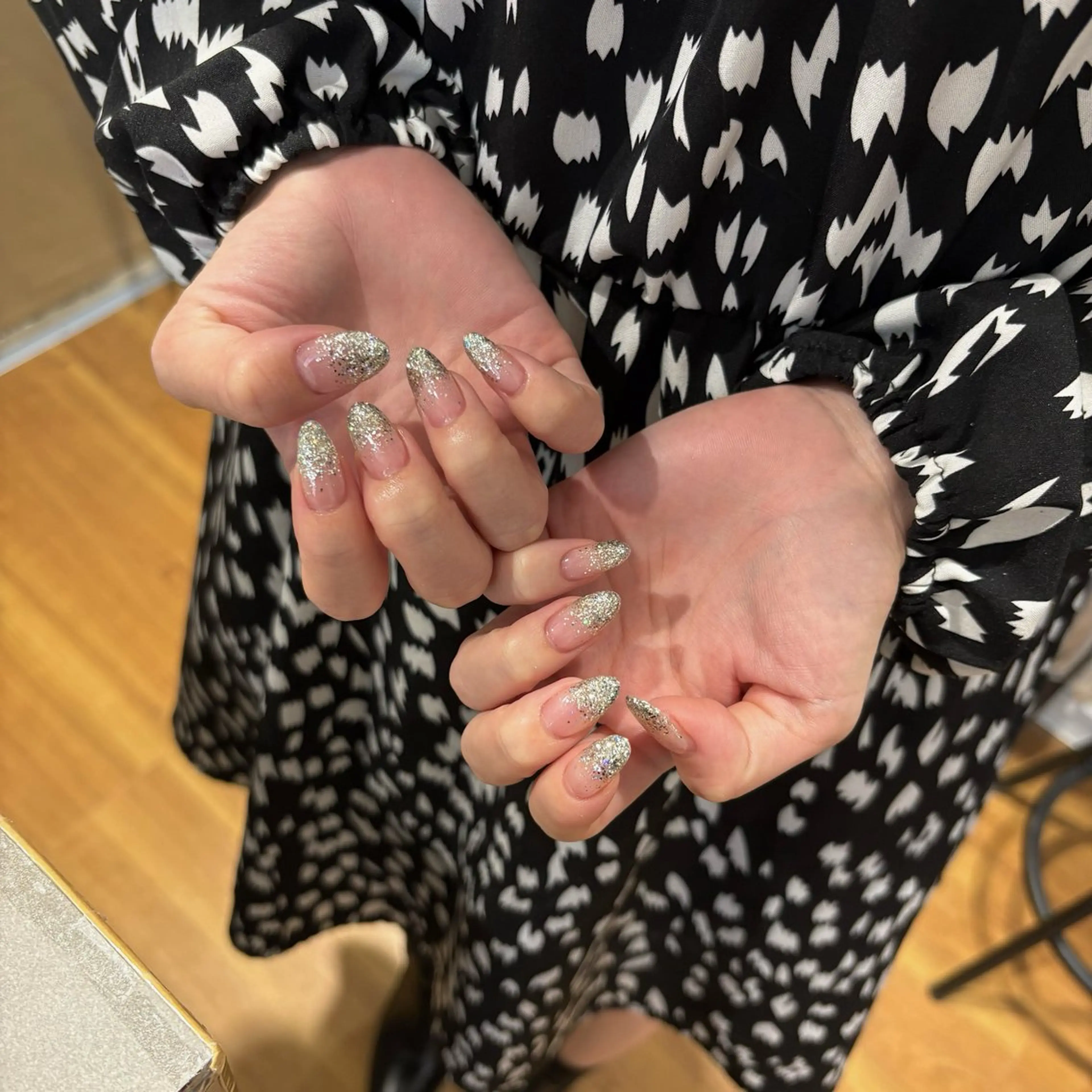 ネイル グラデーション ラメ(グリッター) ラメグラデーション &robe銀座店 runeのネイルデザイン