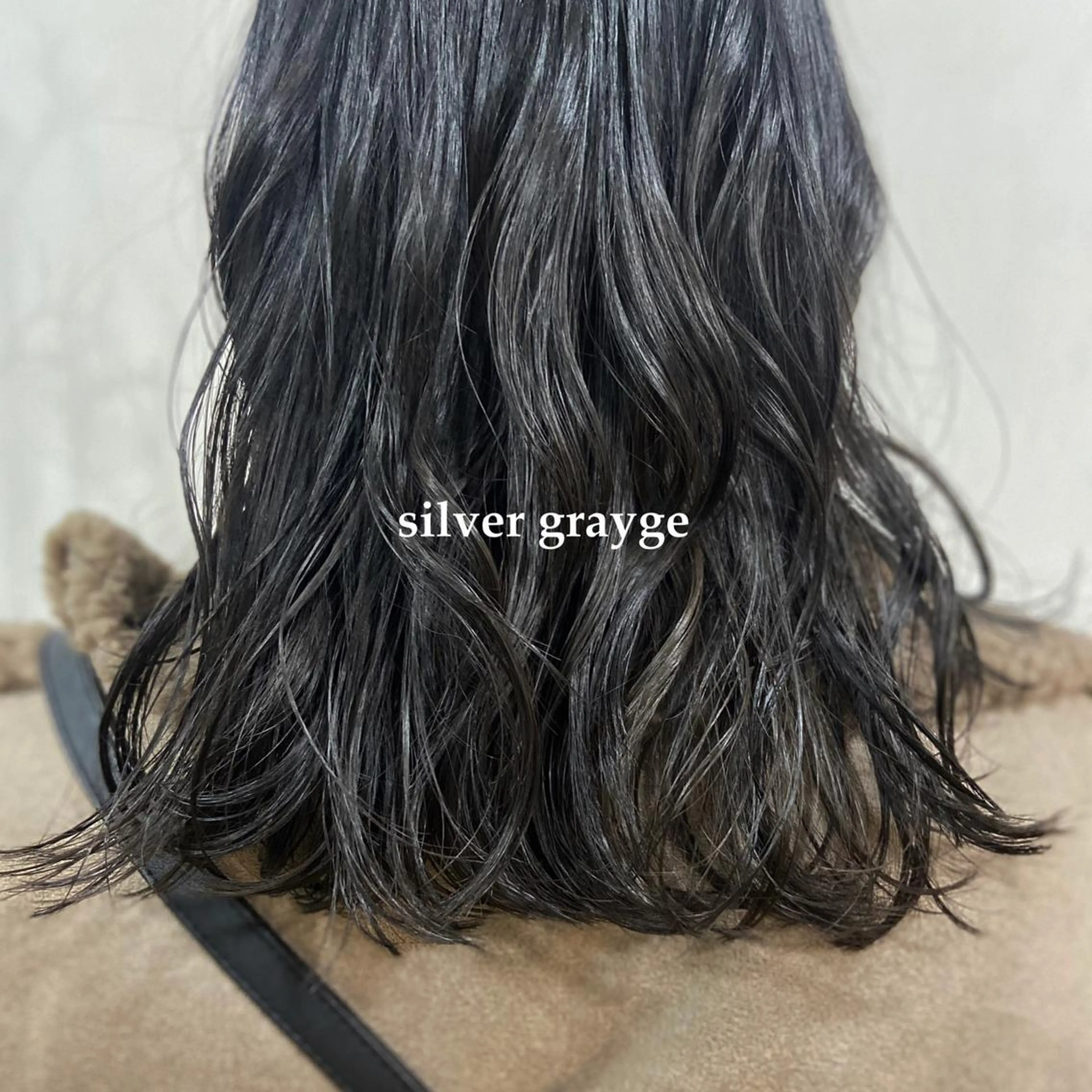 カラー 透明感カラー 富永 美玖のヘアスタイル