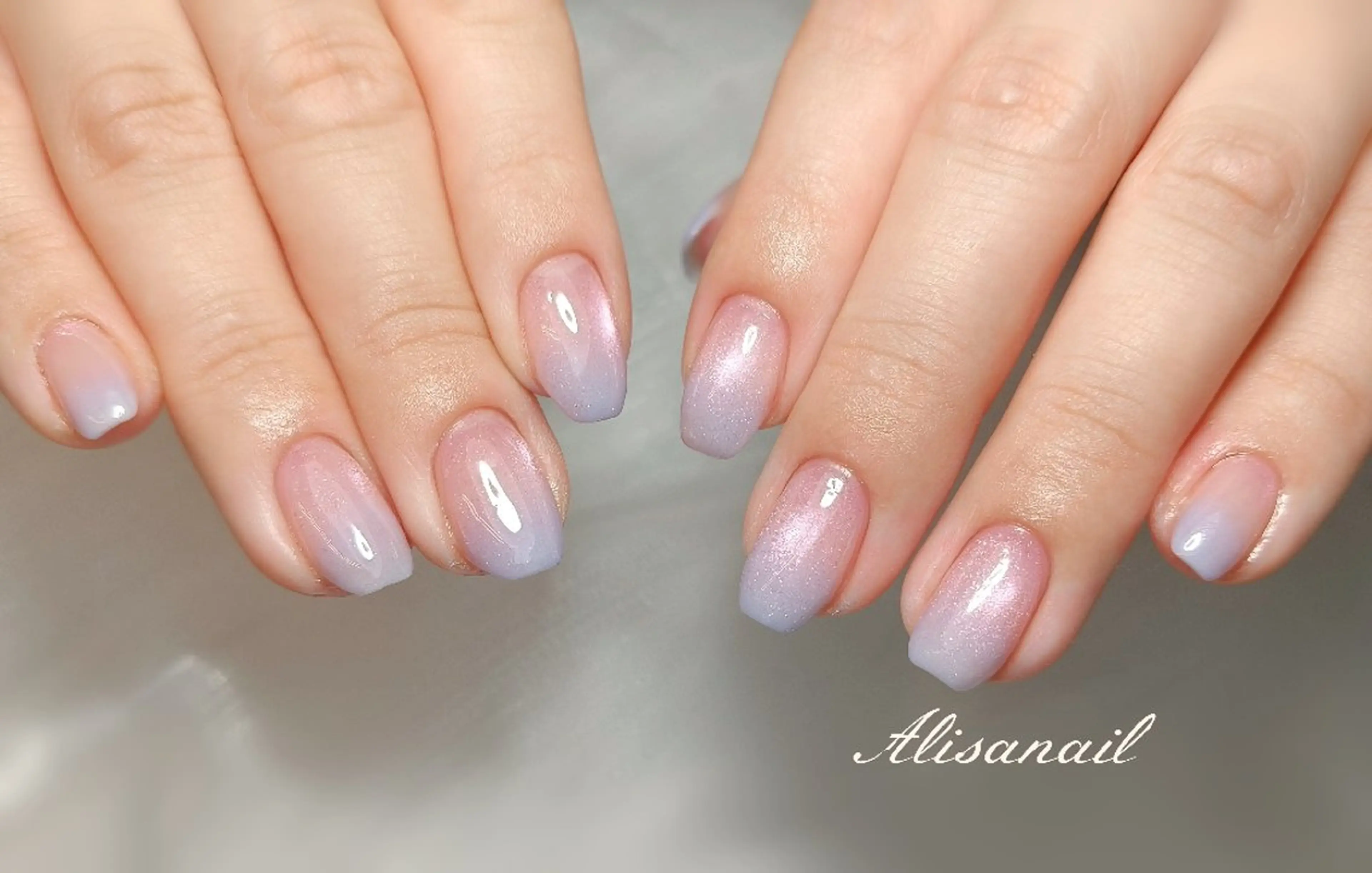 ネイル グラデーション 水色 マグネットネイル ピンク ハンドネイル エ ンのネイルデザイン