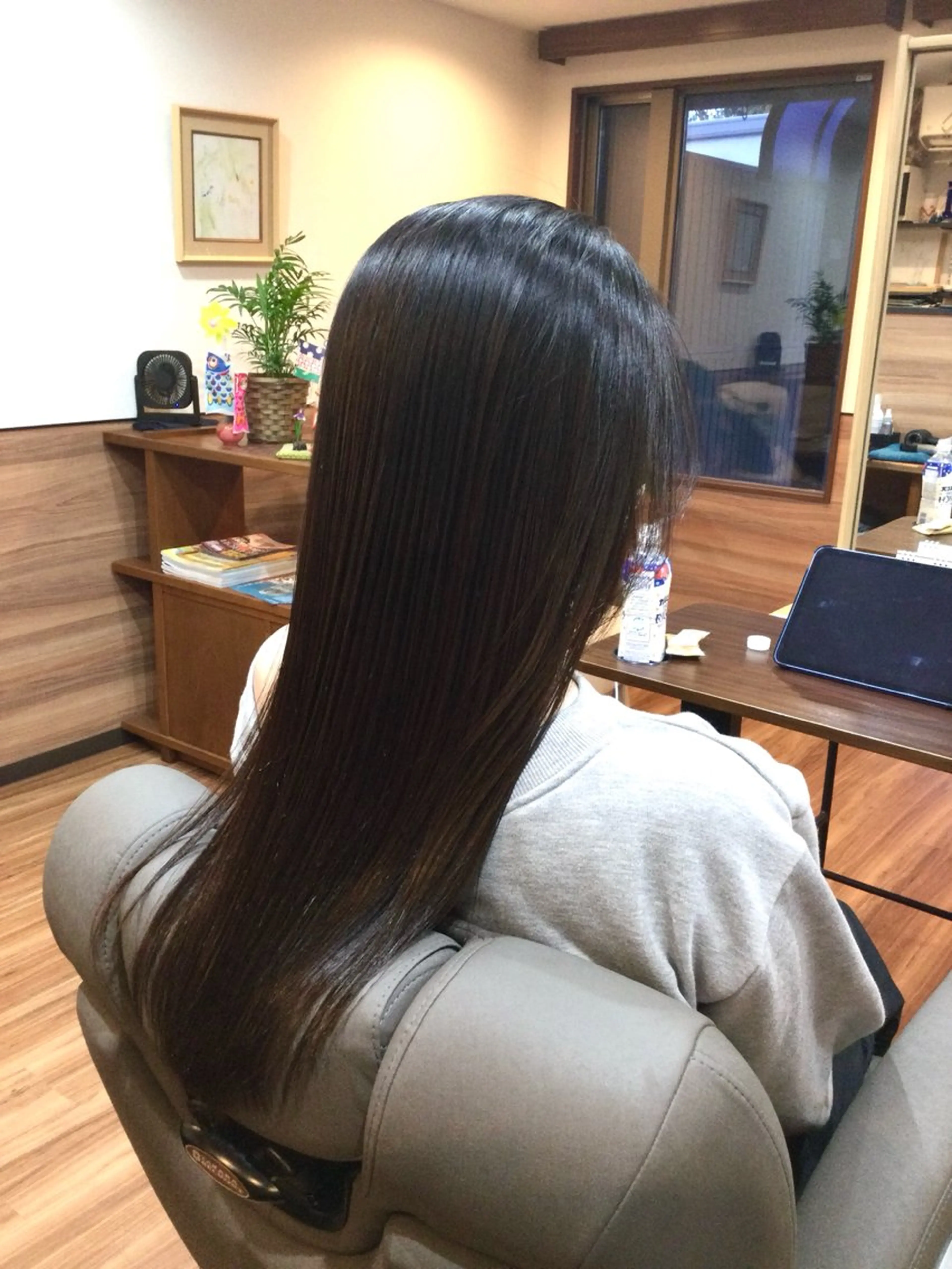 ロング パーマ ストレートパーマ Annon プライベートサロンのヘアスタイル