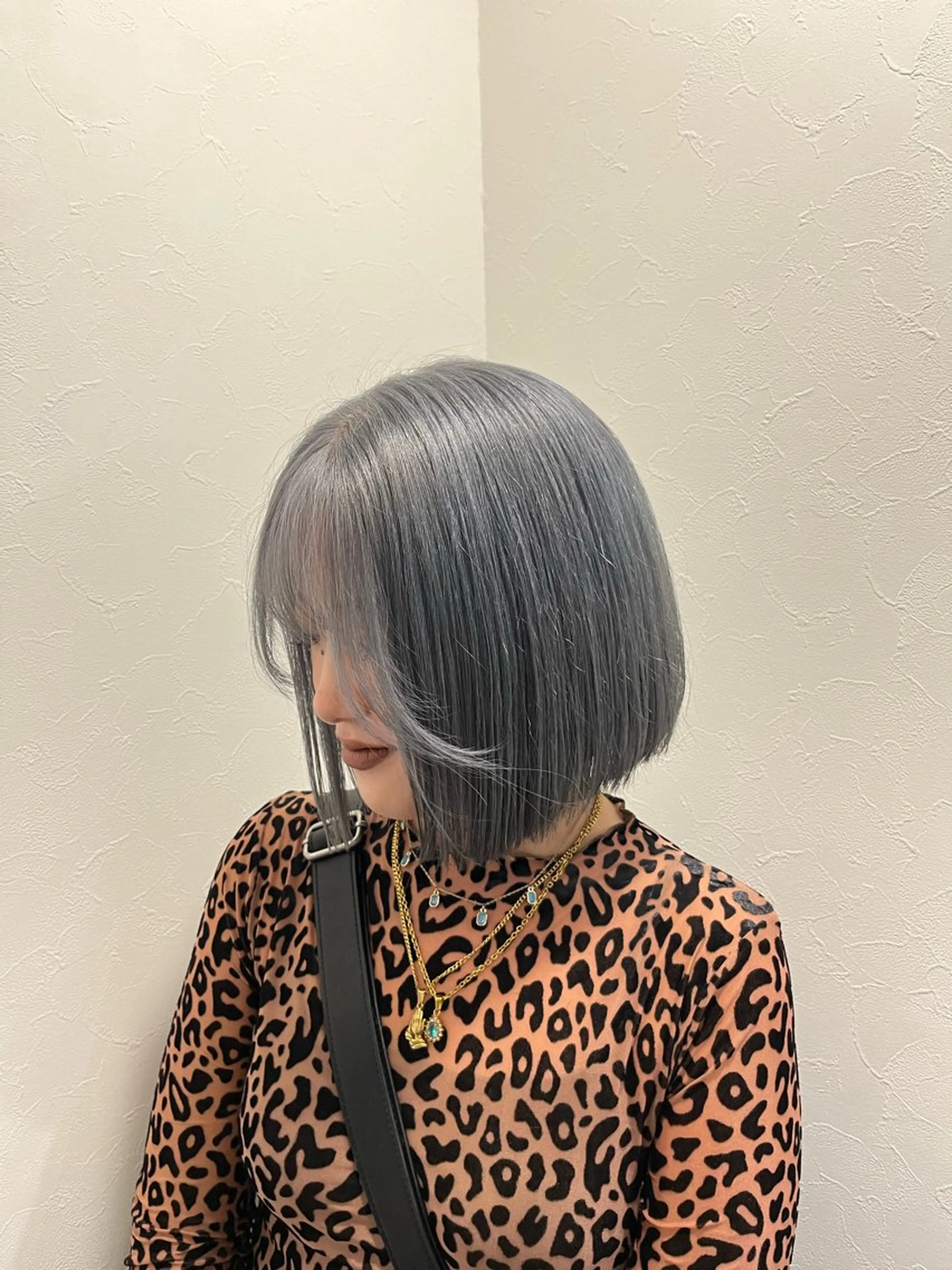 ショート カラー 顔まわりレイヤー 顔周りカット レイヤーカット ♡なんば🫧透明感 🫧naako♡のヘアスタイル