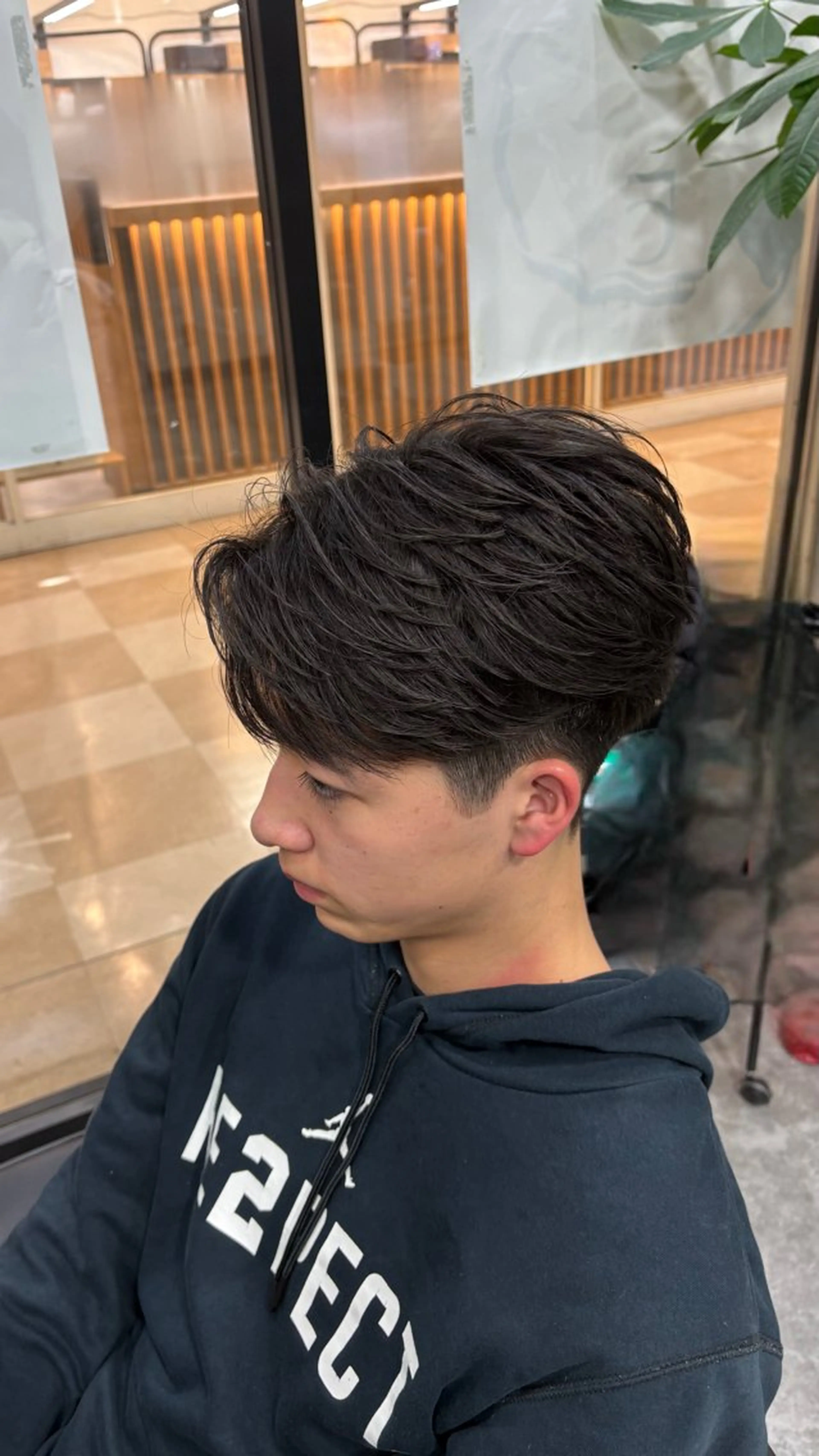 メンズ センターパート フェザーパーマ メンズパーマ Hair Salon LUCEY所属・メンズカット/パー マ/川越/成田最のヘアスタイル