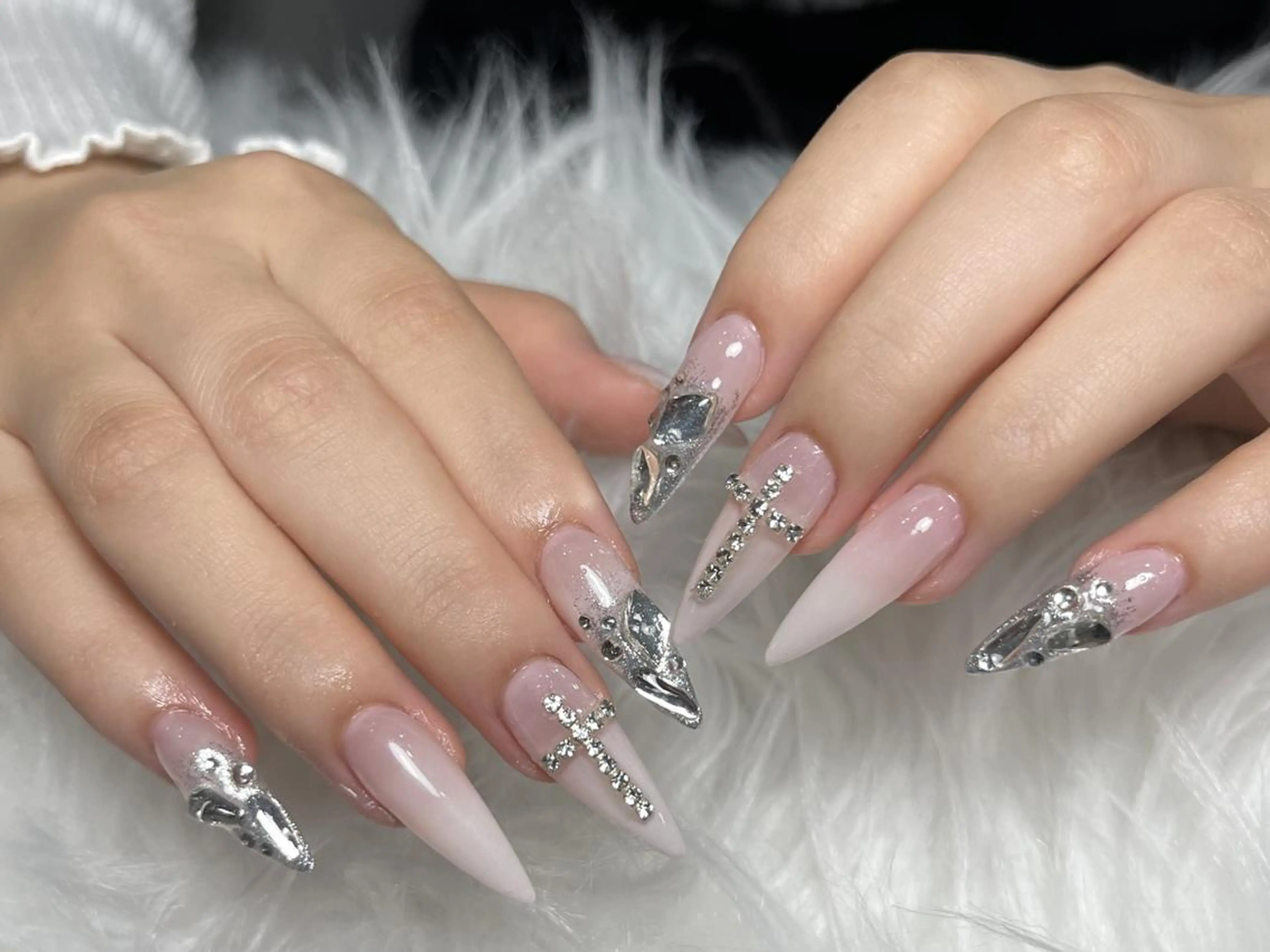 ネイル ボルドー チークネイル 長さ出し フレンチネイル ジェルネイル ハンドネイル RiRi Belle Nail池袋のネイルデザイン