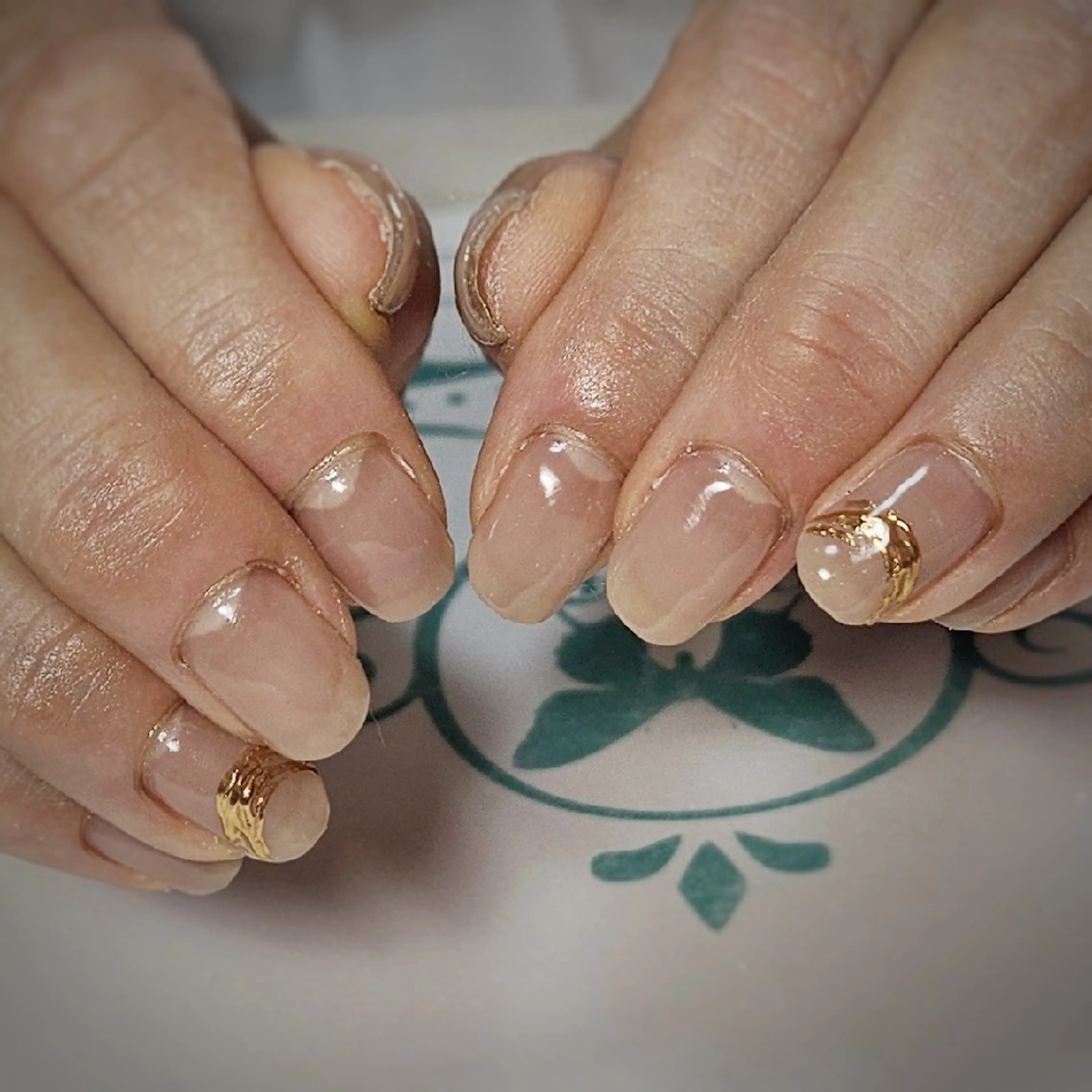 ネイル アートネイル ミラーネイル シンプルネイル ハンドネイル Y. Saoriのネイルデザイン