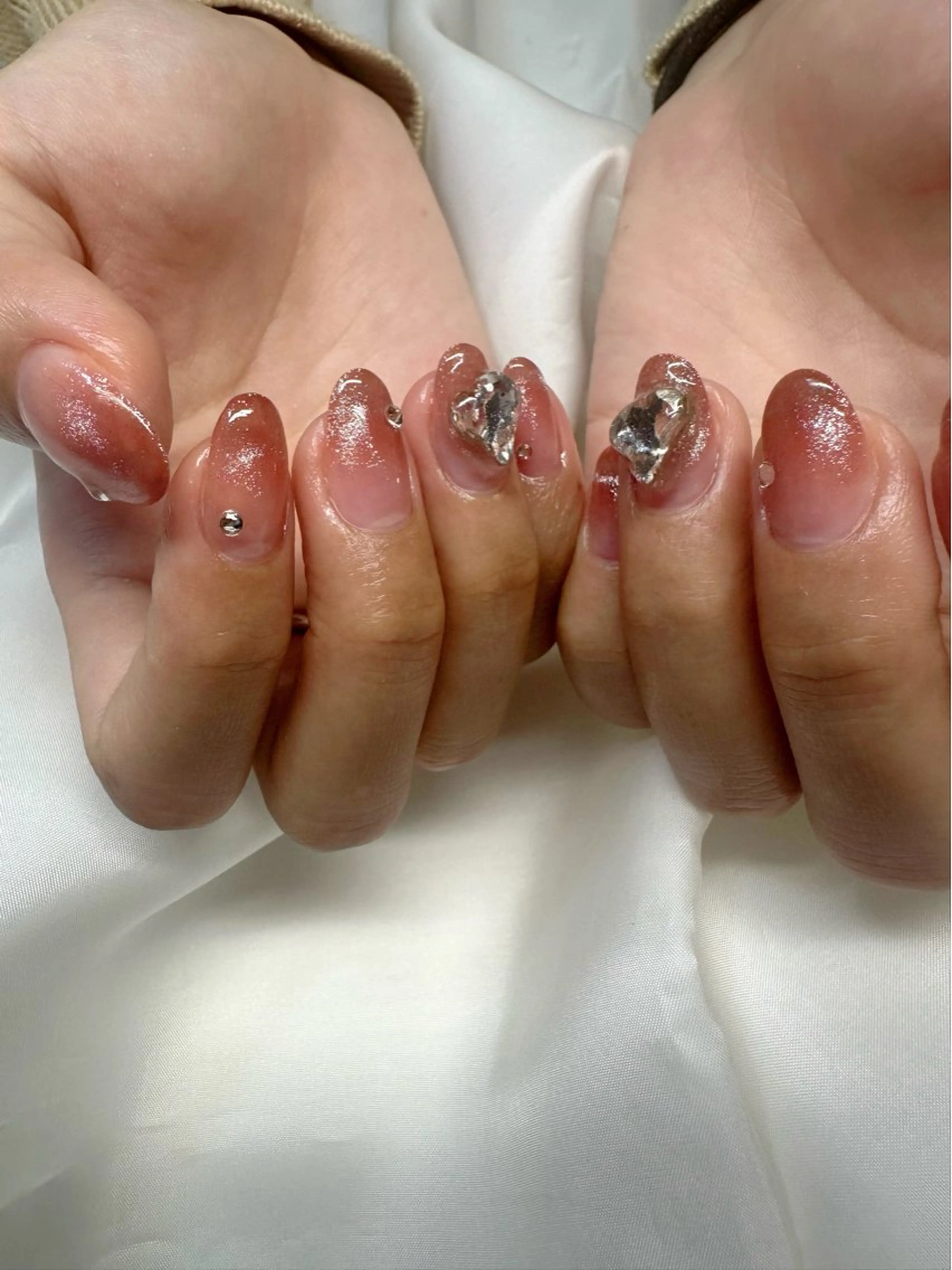 ネイル クリアネイル ハート 氷ネイル・うるうるネイル 韓国ネイル マグネットネイル 🪞KAPE NAIL 🪞のネイルデザイン