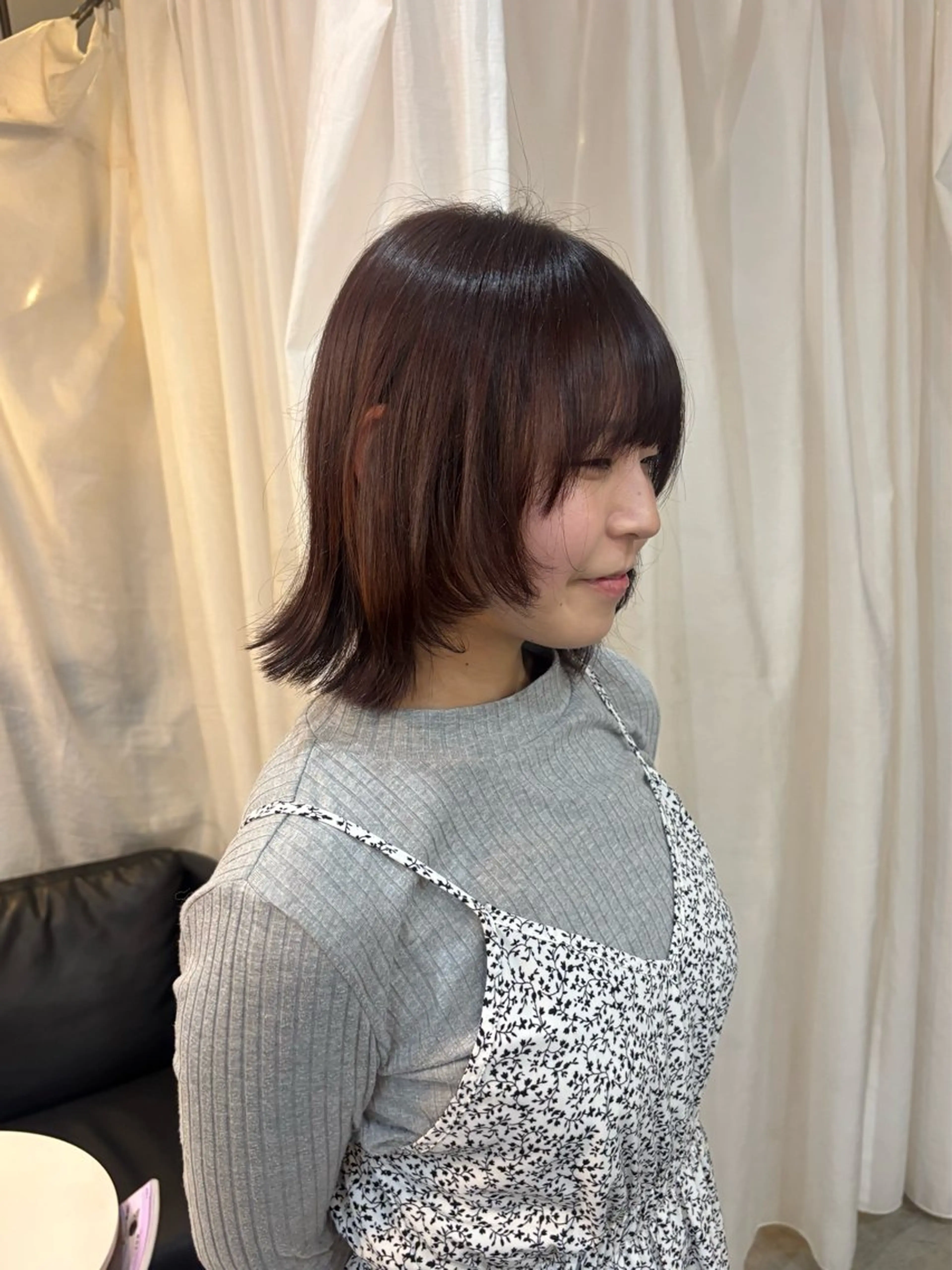 ミディアム カラー ボブレイヤー ブラウンカラー ピンクカラー ピンクブラウン ボブ カット ヘアカラー ボブ/可愛いスタイル ⠀ゆらのヘアスタイル