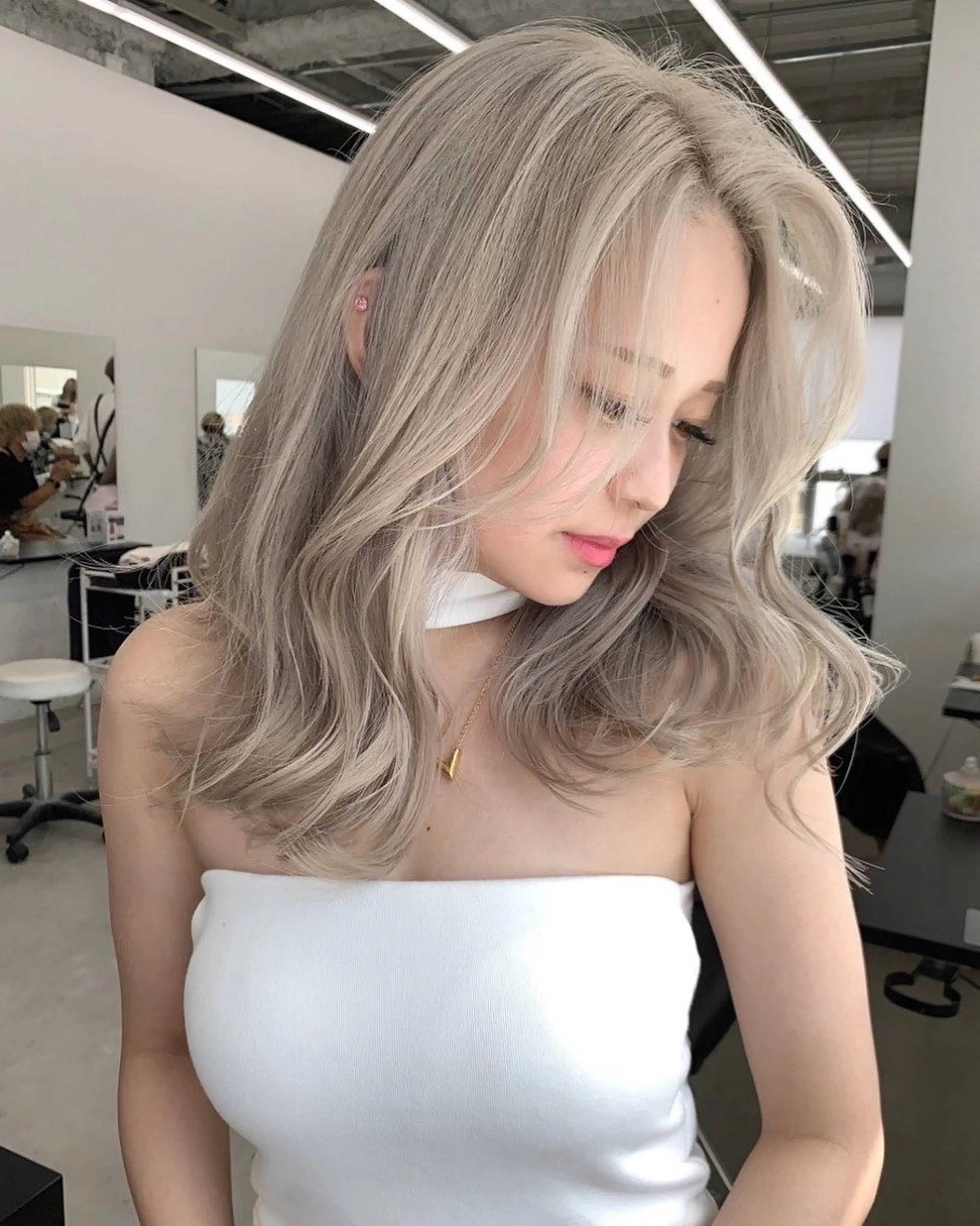 ミディアム カラー ヘアカラー トリートメント 名駅/カラーモデル 募集/sakuraのヘアスタイル