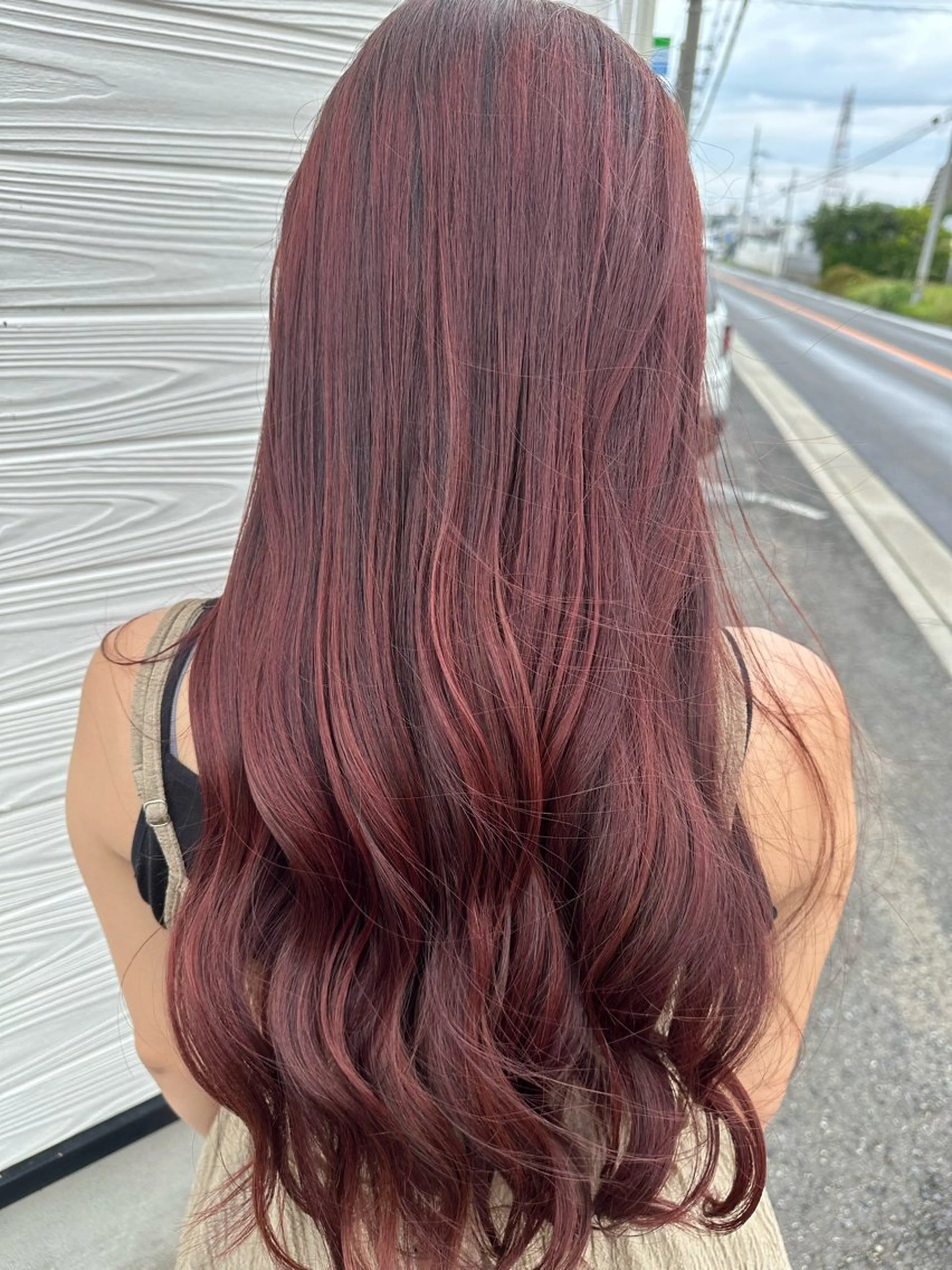 ロング ヘアカラー 半田 知穂のヘアスタイル