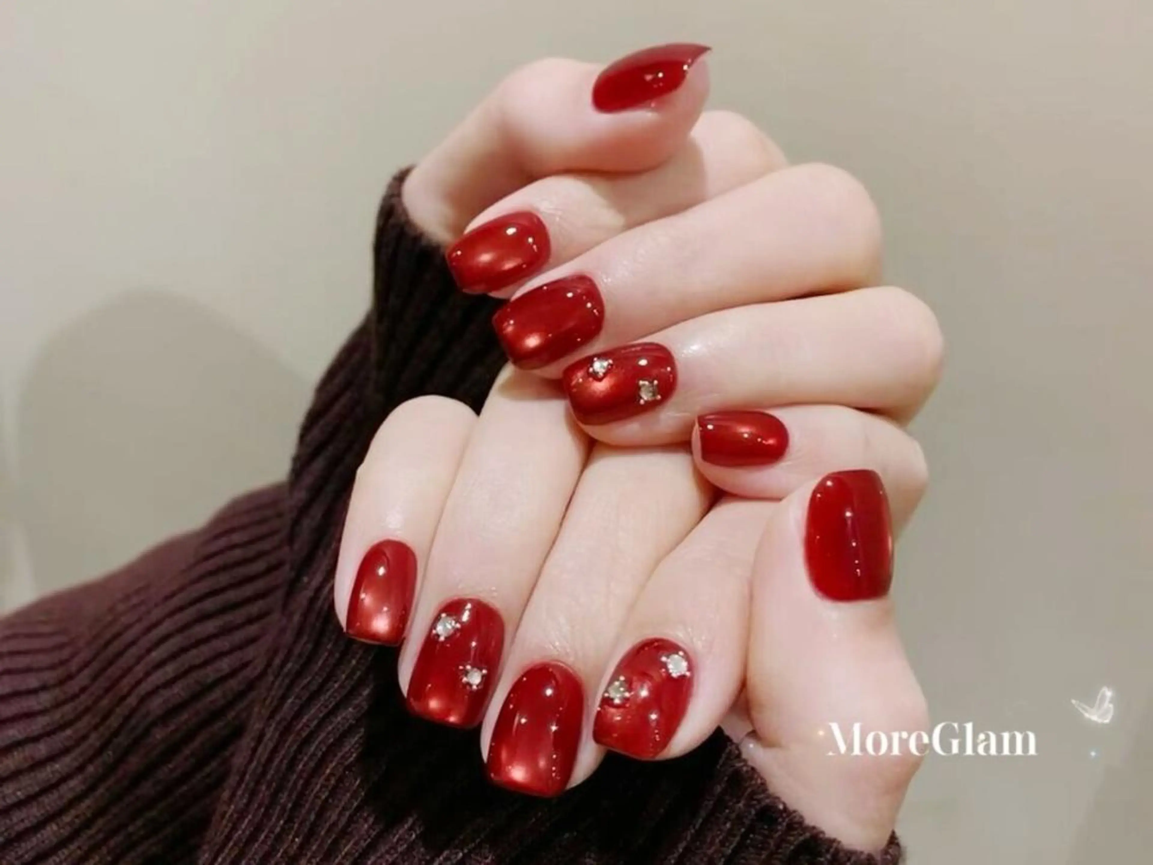 ネイル 長さ出し フットネイル フレンチネイル ジェルネイル ガラスフレンチ MoreGlam ネイルのネイルデザイン