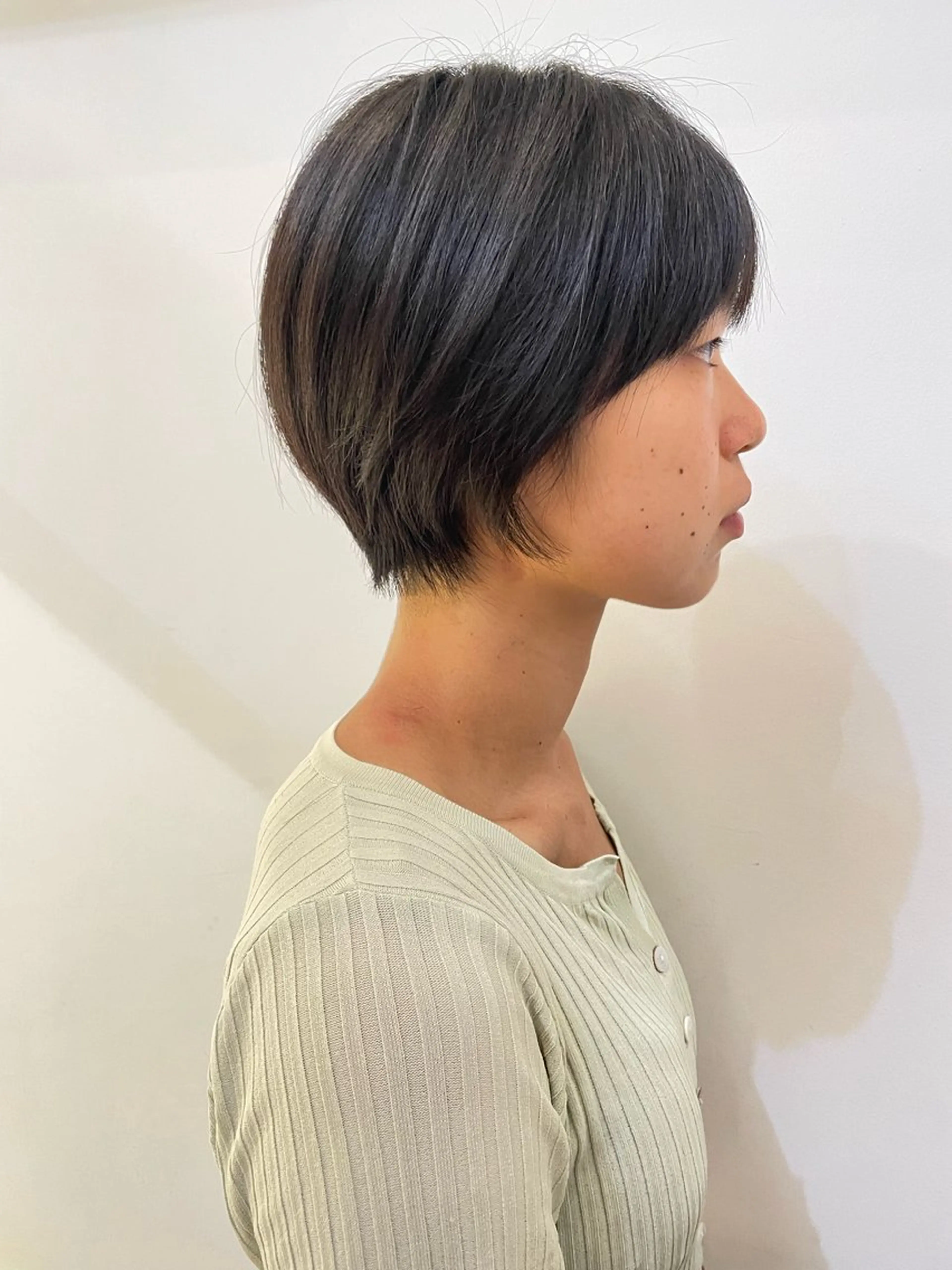 ショート 丸みショート ショートヘア ボブ ブリーチ/miinaのヘアスタイル