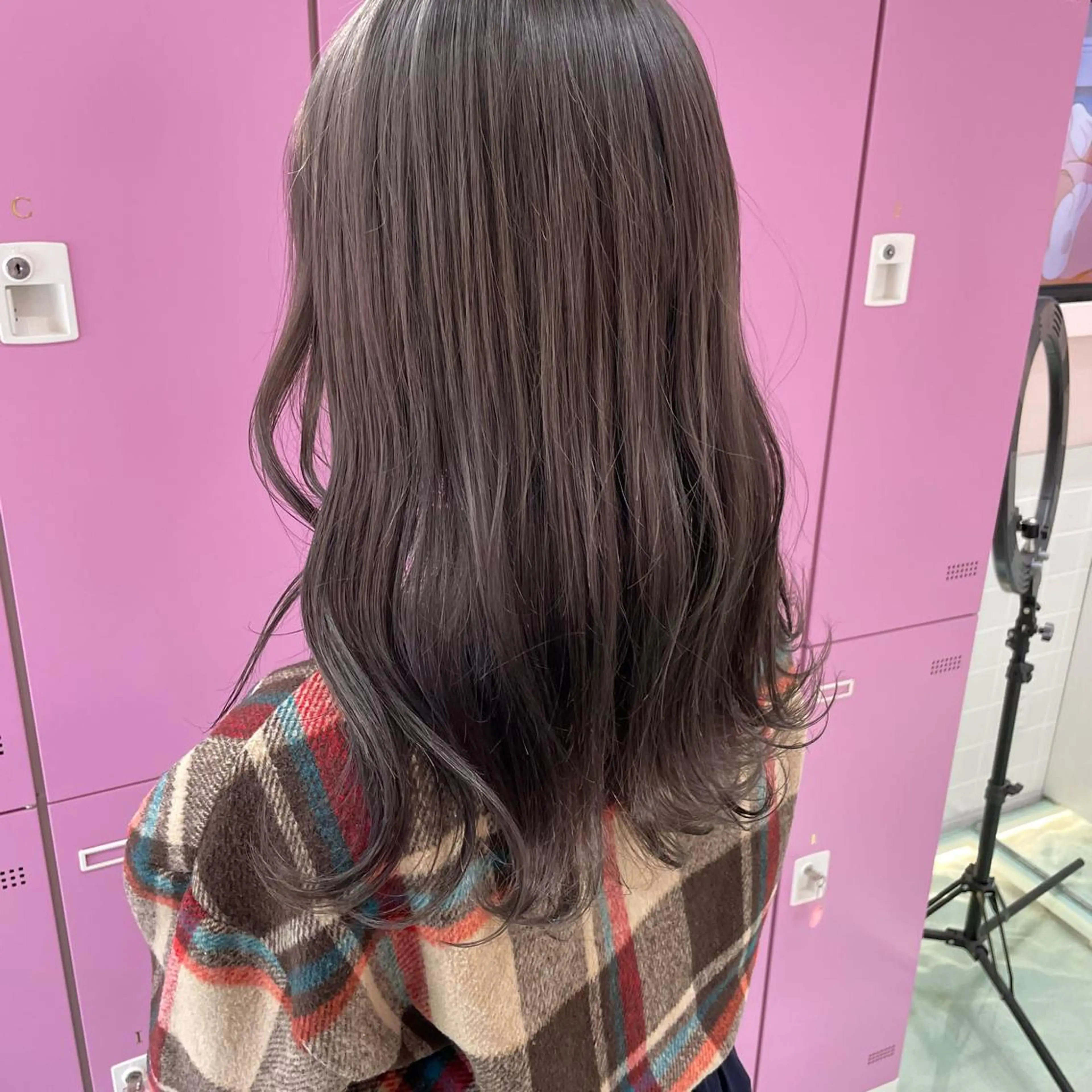 ミディアム カラー グレージュ カット ヘアカラー トリートメント ヘアセット 🫧tatsuki 🫧“lot 横浜“のヘアスタイル