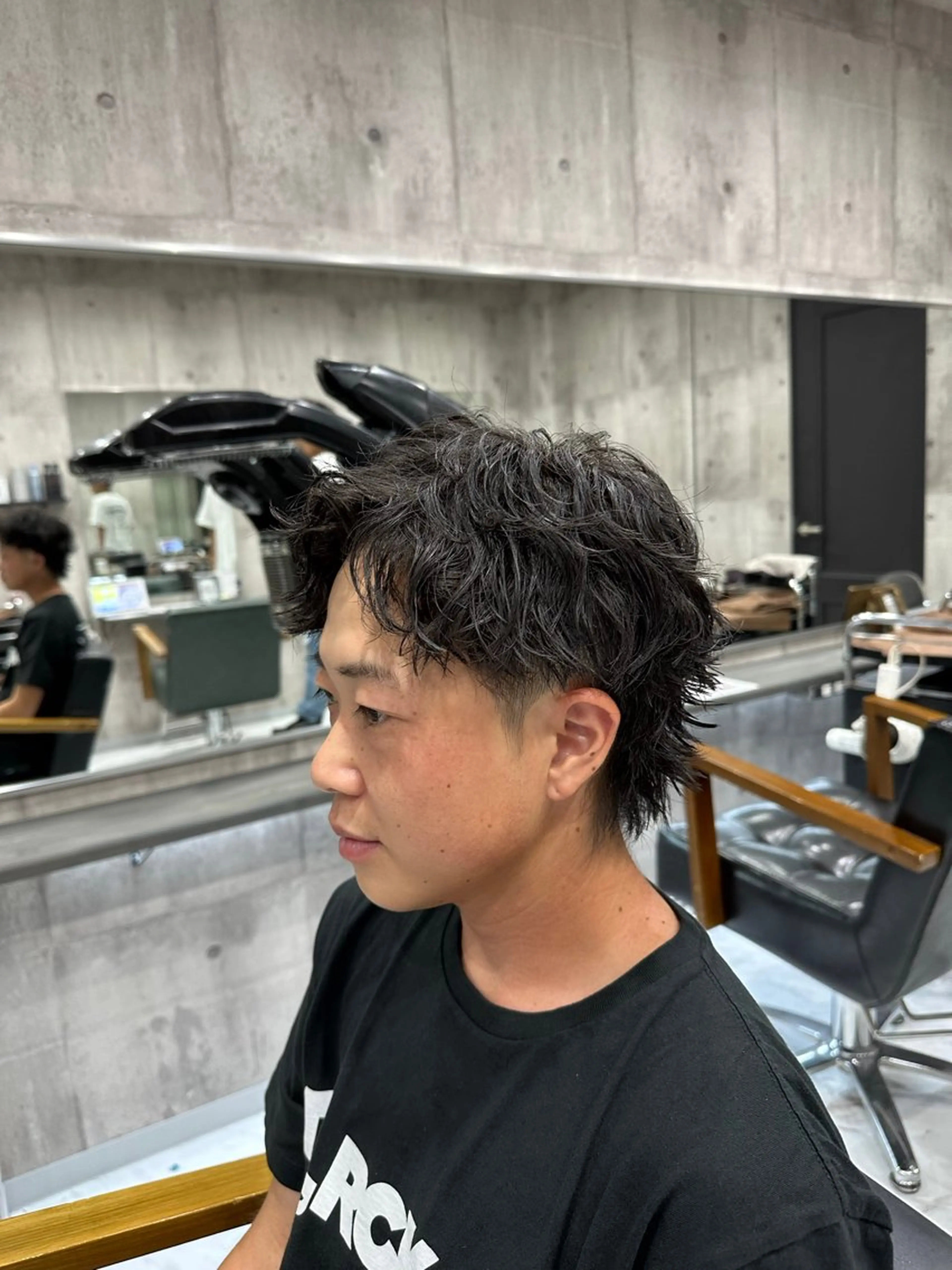 ショート パーマ メンズ カット パーマ ユウ🪄 パーマ指名No1のヘアスタイル