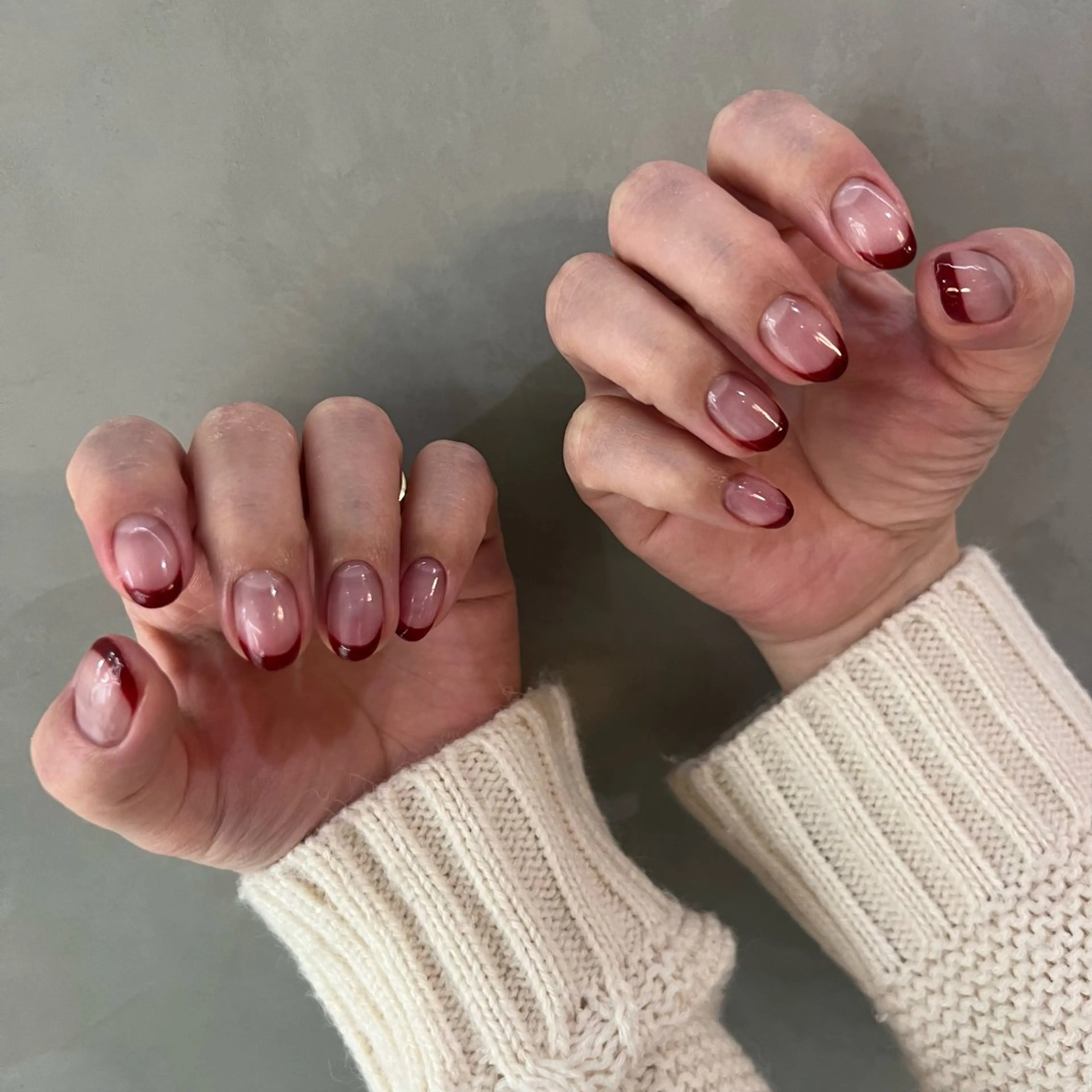 ネイル ボルドー フレンチネイル Nﾟdeseo✂︎ HARUKAのヘアスタイル