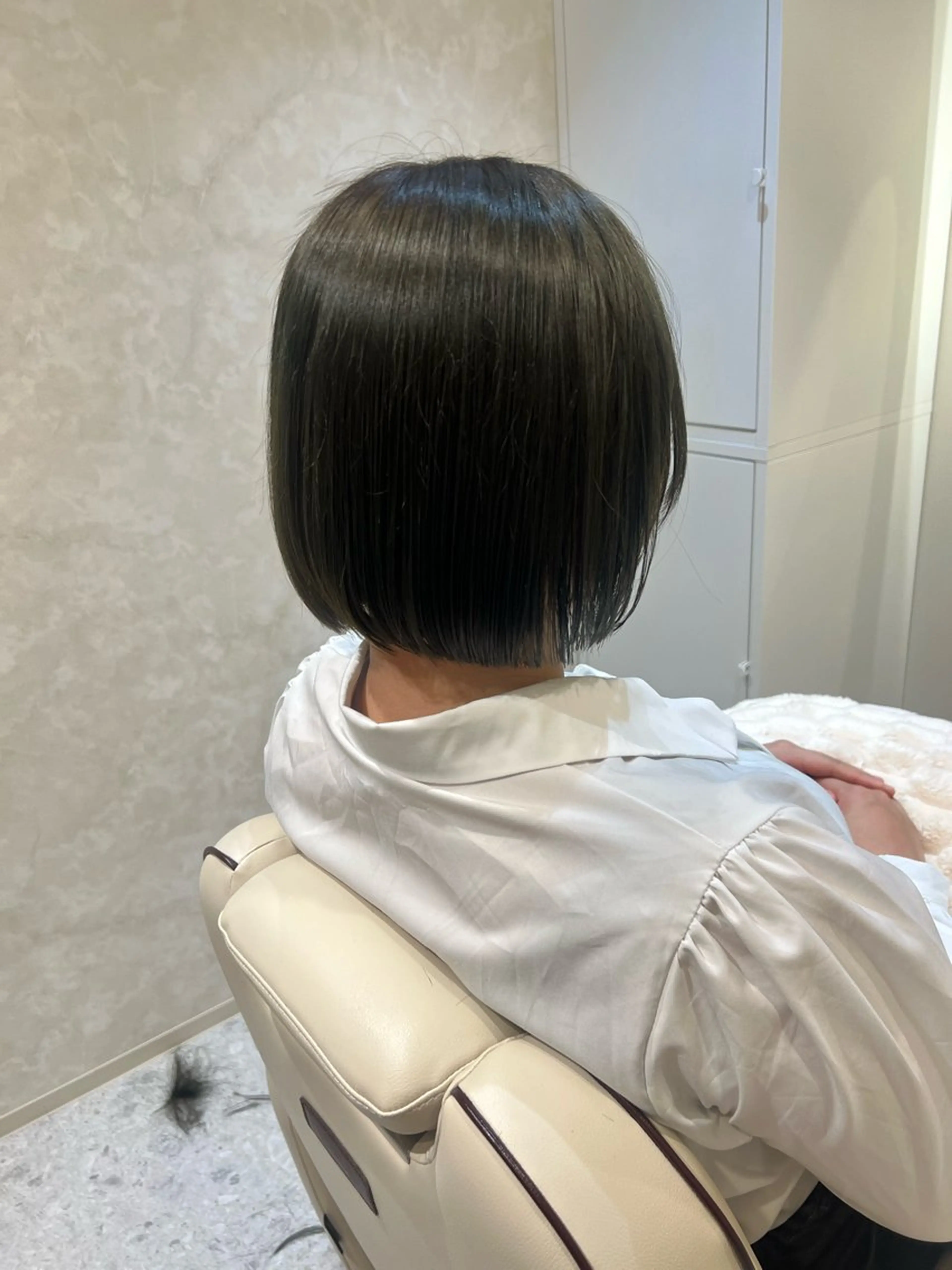 ショート ボブ カット ヘアカラー 🫧ツヤ髪個室美容室 安食茉莉🫧のヘアスタイル