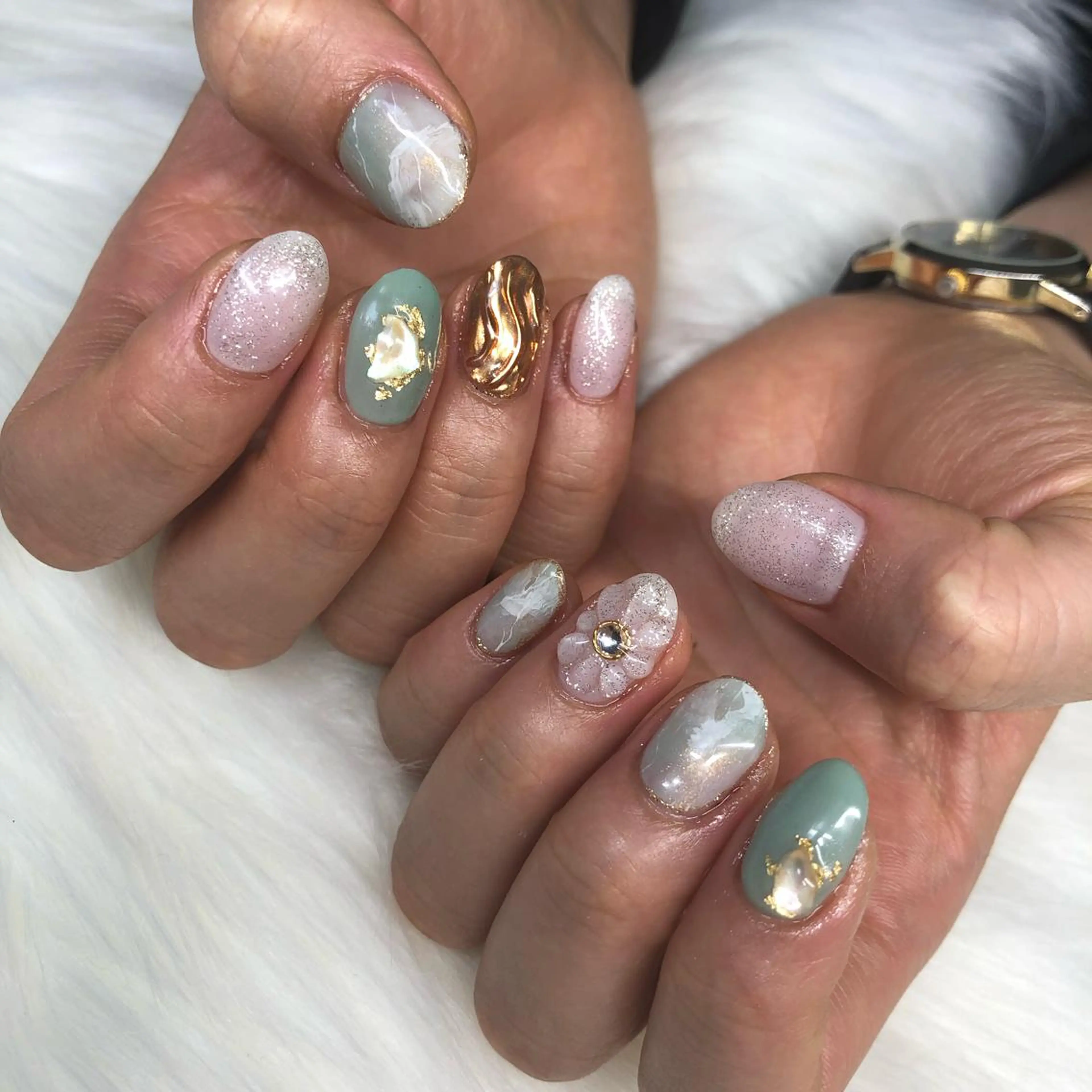 ロング カラー ヘアアレンジ キッズ ネイル マツエク・マツパ 福田 加奈のネイルデザイン