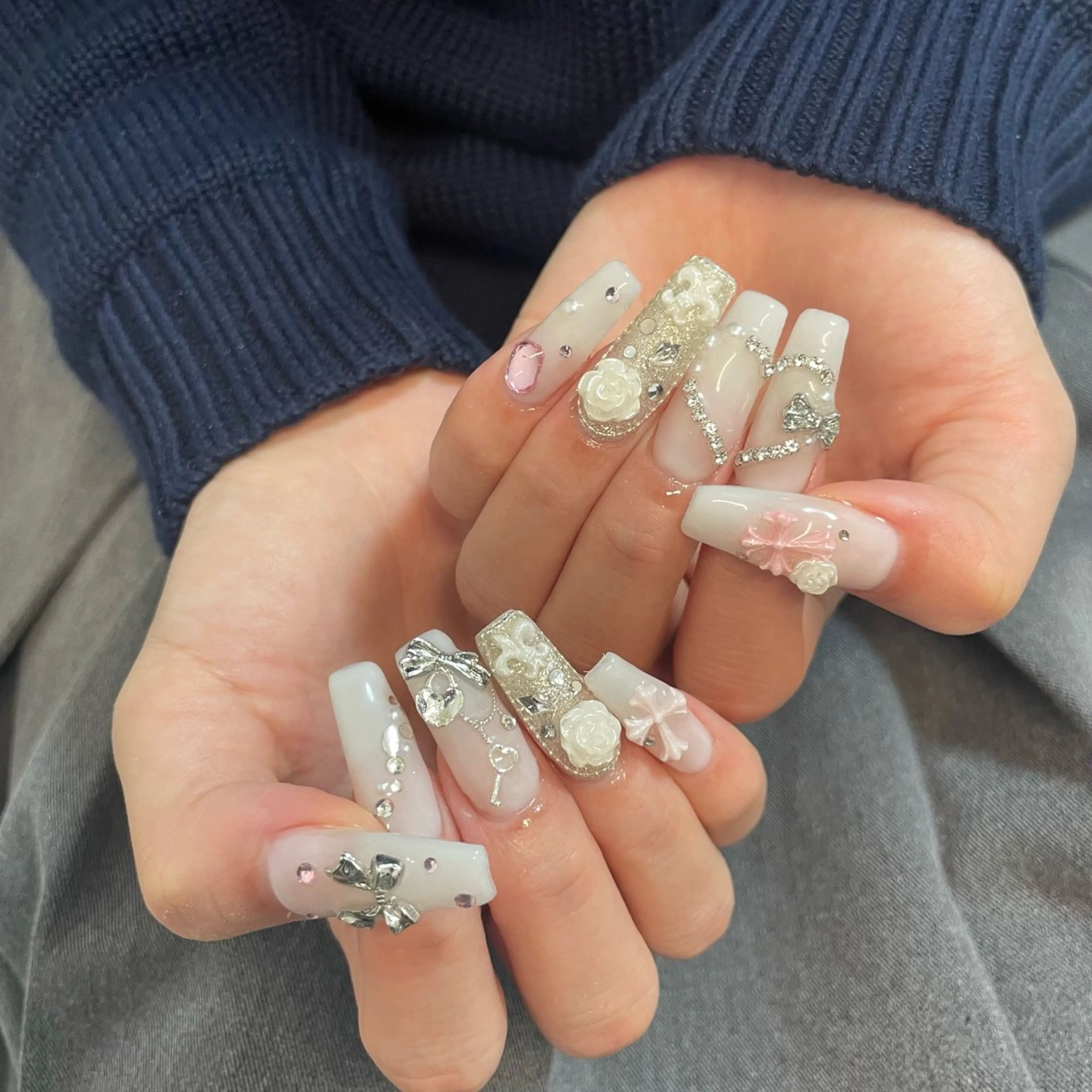 ネイル Lino U nanakaのネイルデザイン