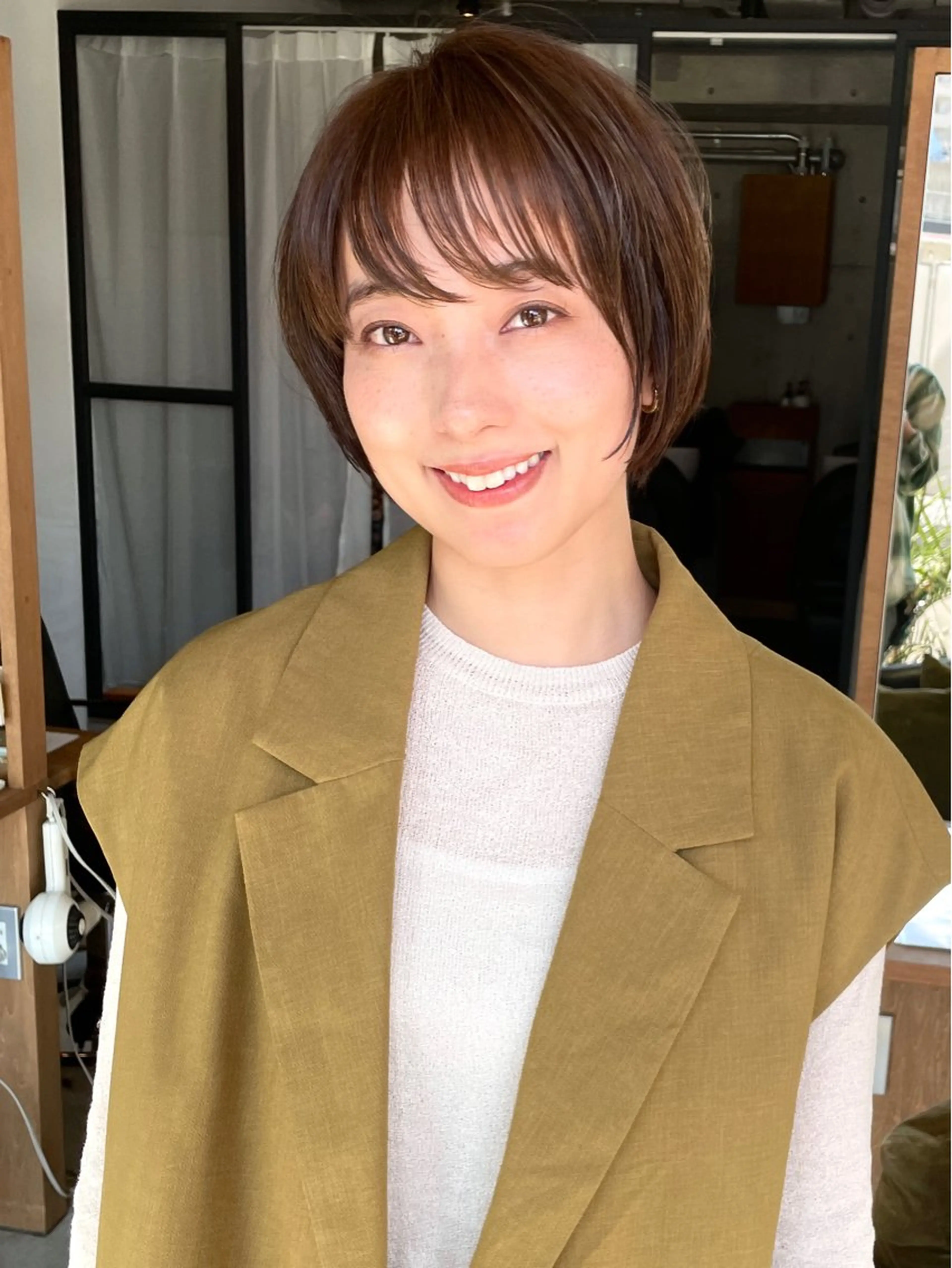 ショート カラー カット トリートメント ヘッドスパ FERIA池田 田岡啓佑のヘアスタイル