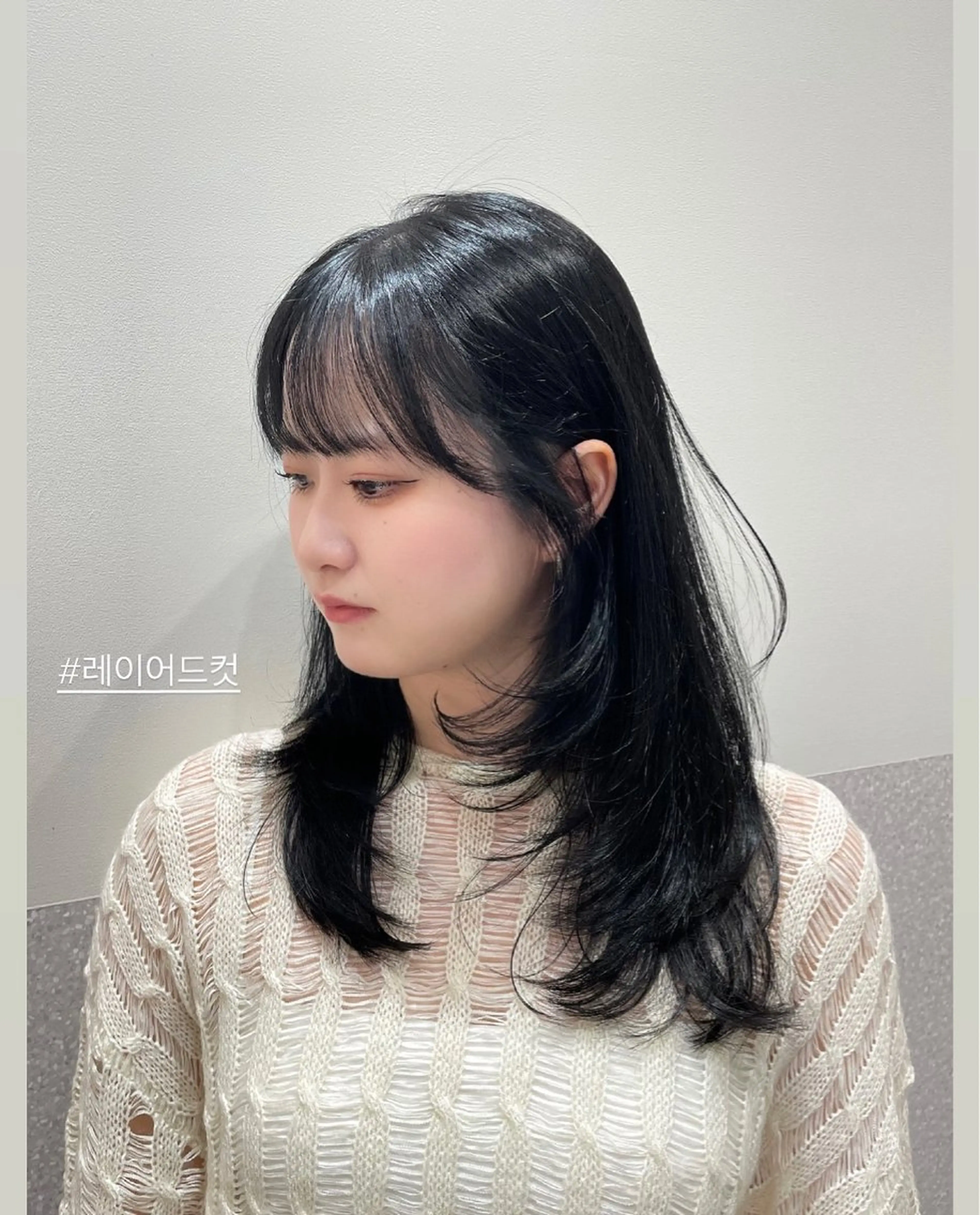 ロング ロングレイヤー 韓国風ヘア レイヤーカット ロング カット ヘアカラー トリートメント ❤︎︎韓国ヘア❤︎︎ 𝑺𝒉𝒊𝒉𝒐のヘアスタイル