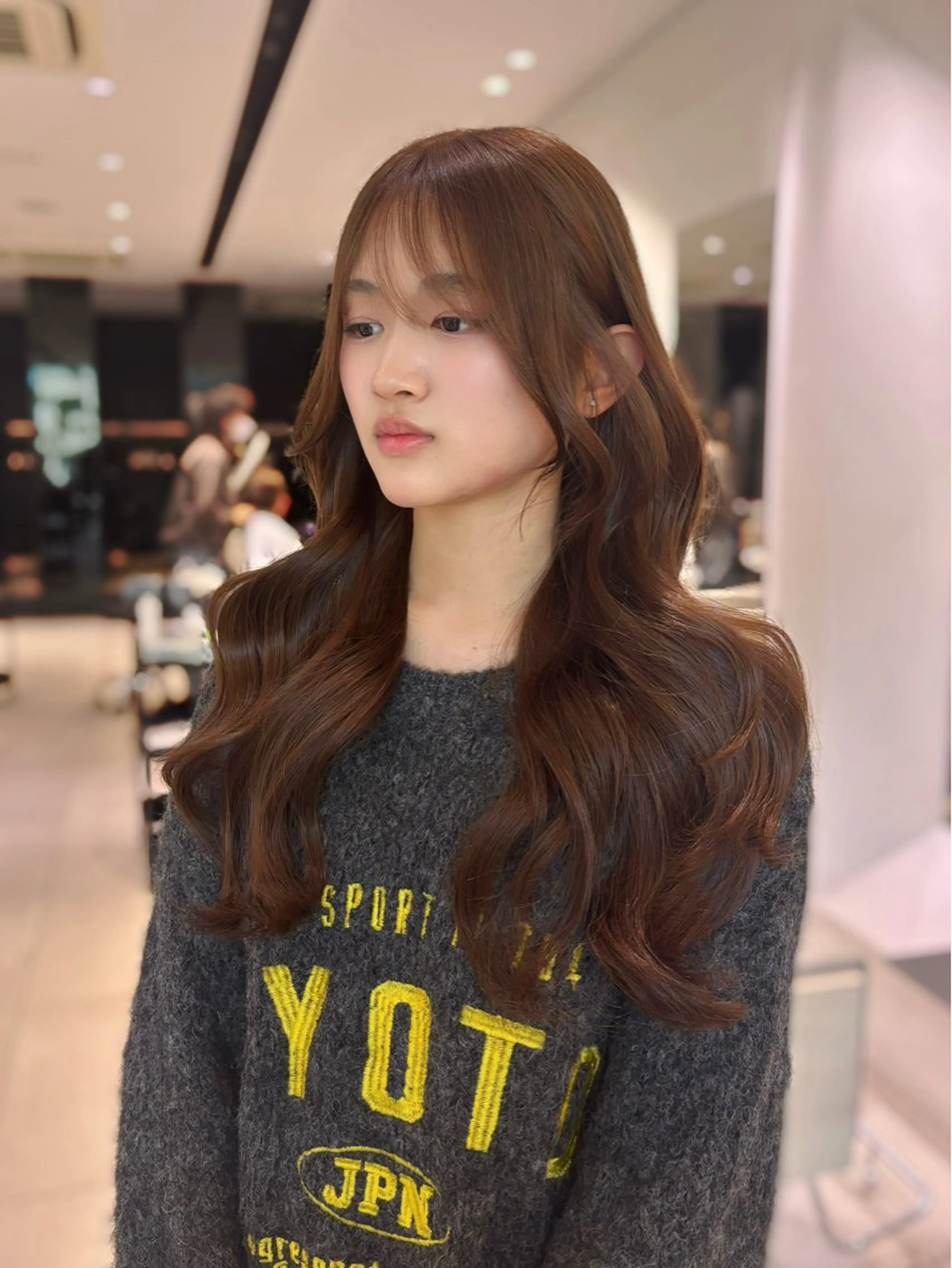 ロング カラー ロングレイヤー ブリーチ ブラウンカラー ブリーチなしカラー レイヤーカット ヘアカラー トリートメント 銀座/韓国レイヤー/ 艶カラー🍓原田侑依のヘアスタイル