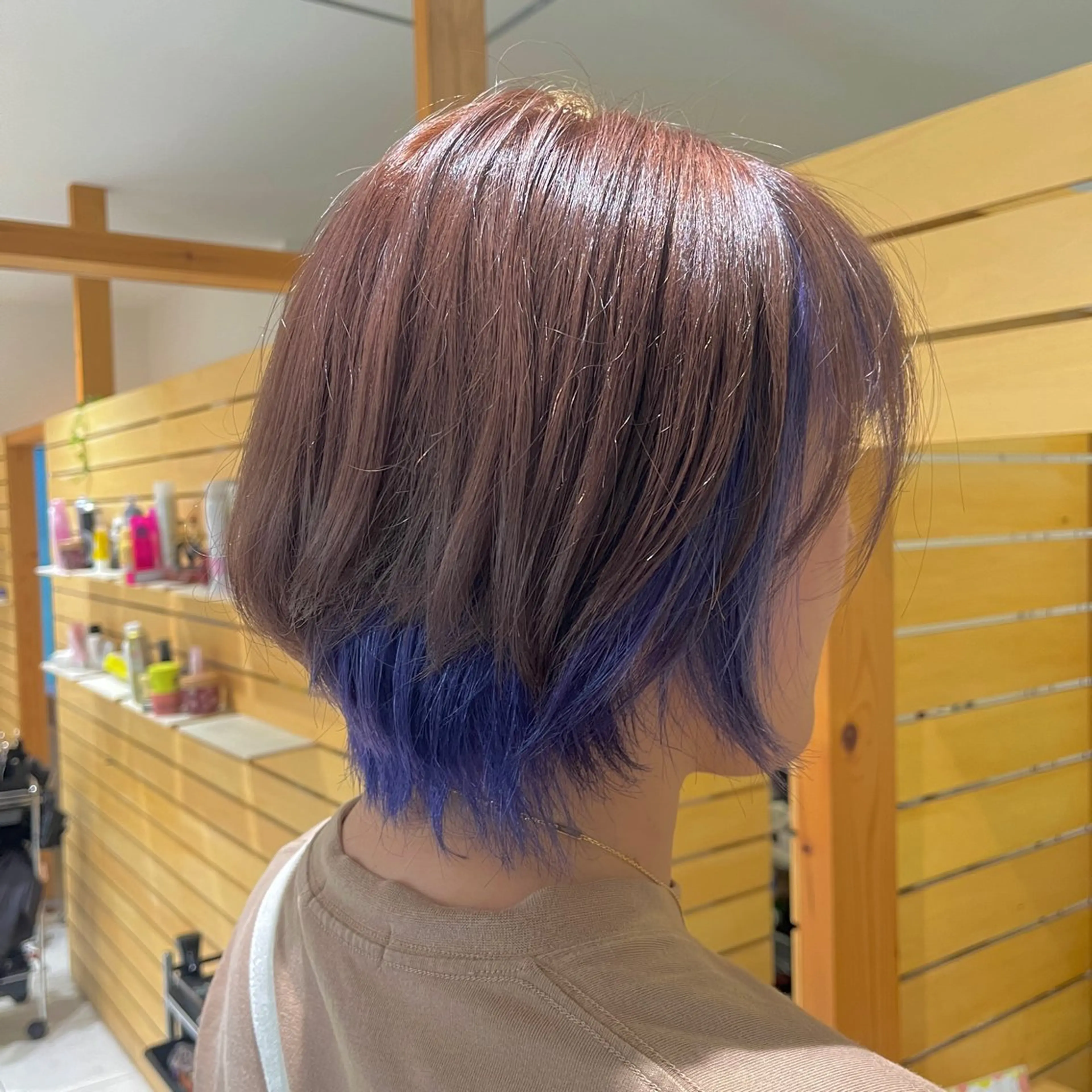 ショート カラー ブリーチ ヘアカラー トリートメント ✨髪質改善🎨 杉本賢人のヘアスタイル