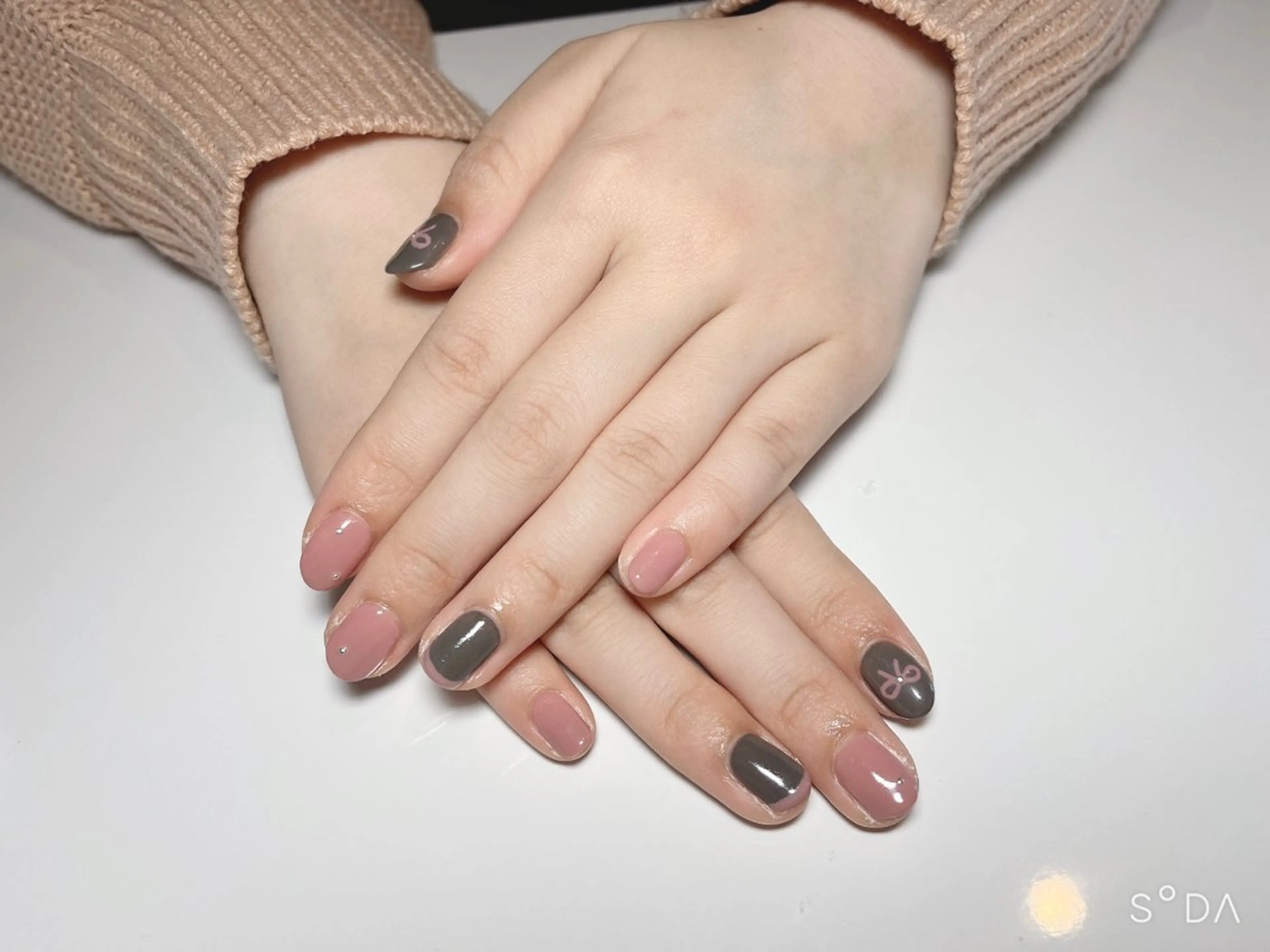 ネイル ハンドネイル Ree所属・ネイル脱毛 Reeのネイルデザイン