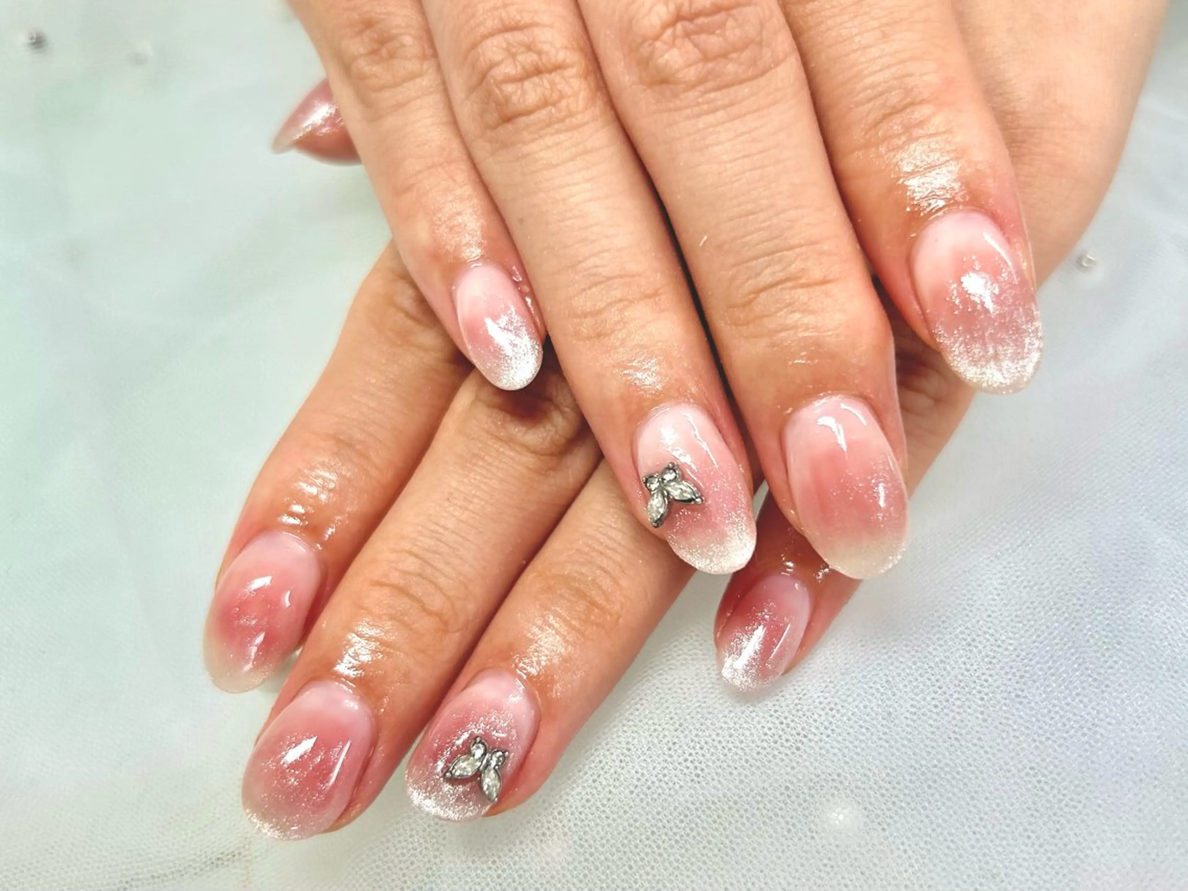 ネイル チークネイル ジェルネイル 韓国ネイル マグネットネイル パラジェル ハンドネイル Nail Neige🐈🌙のネイルデザイン