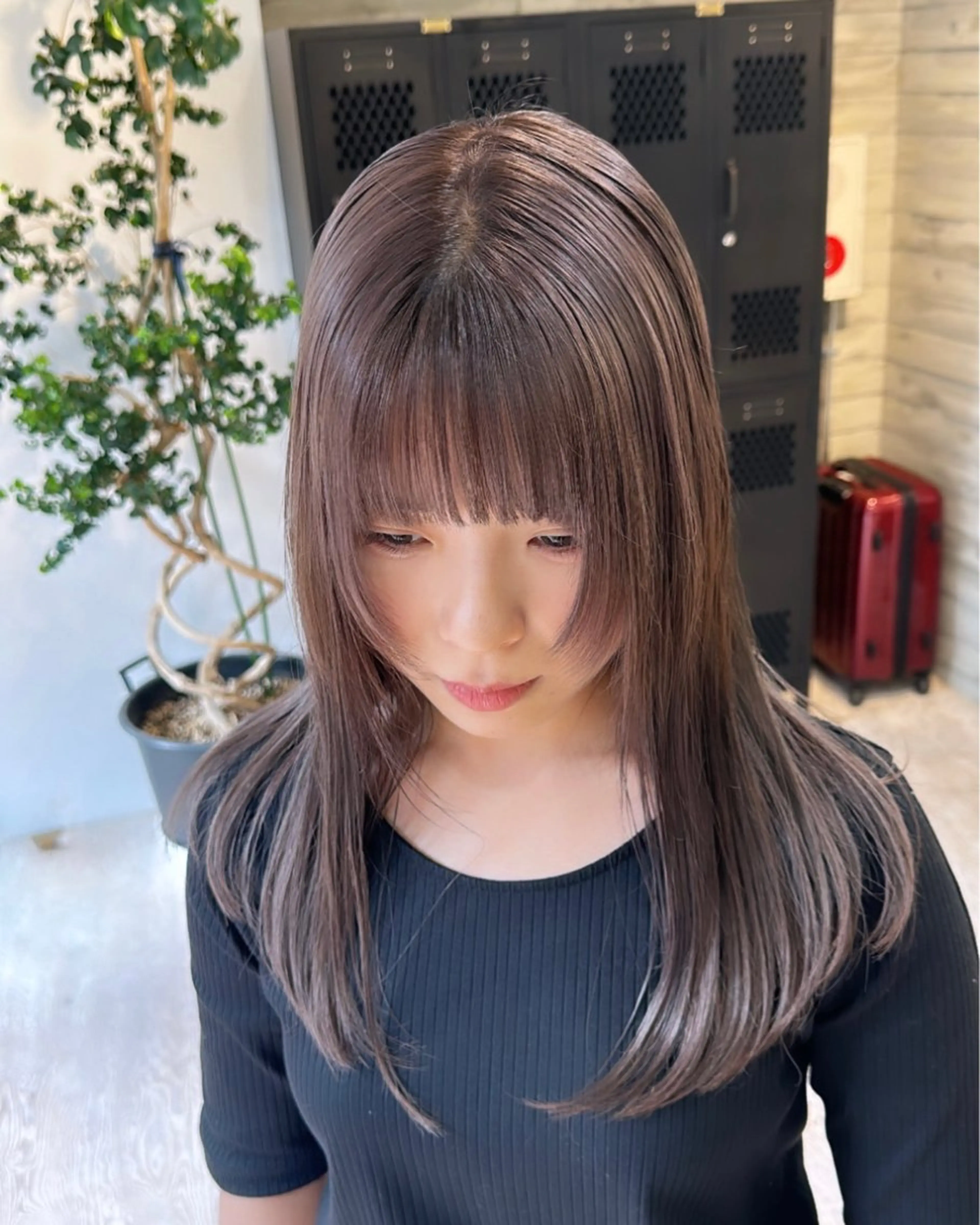 セミロング カラー ササキカズマ〻透明感 〻色落ち〻赤み消しのヘアスタイル