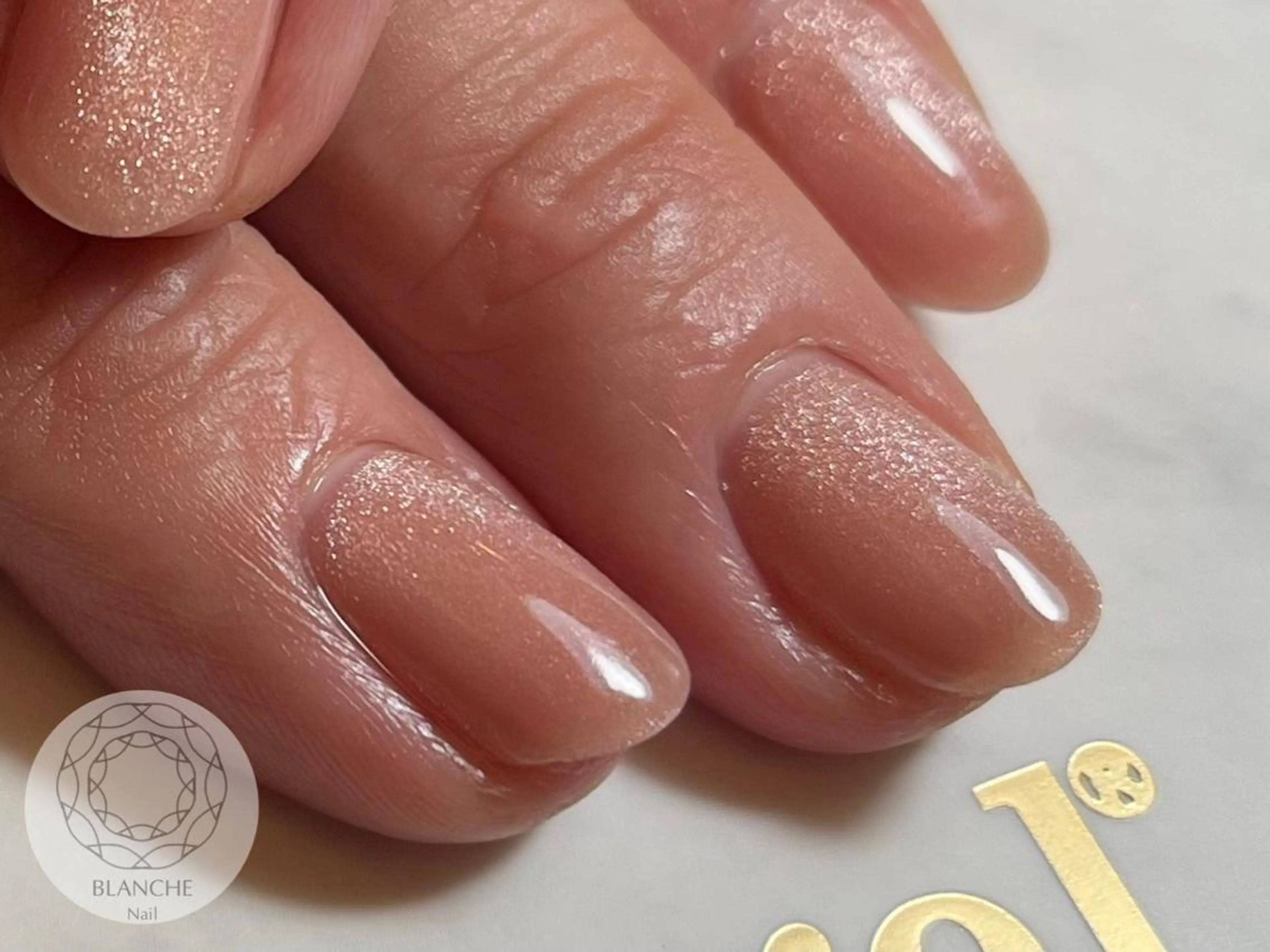 ネイル BLANCHE Nailのネイルデザイン