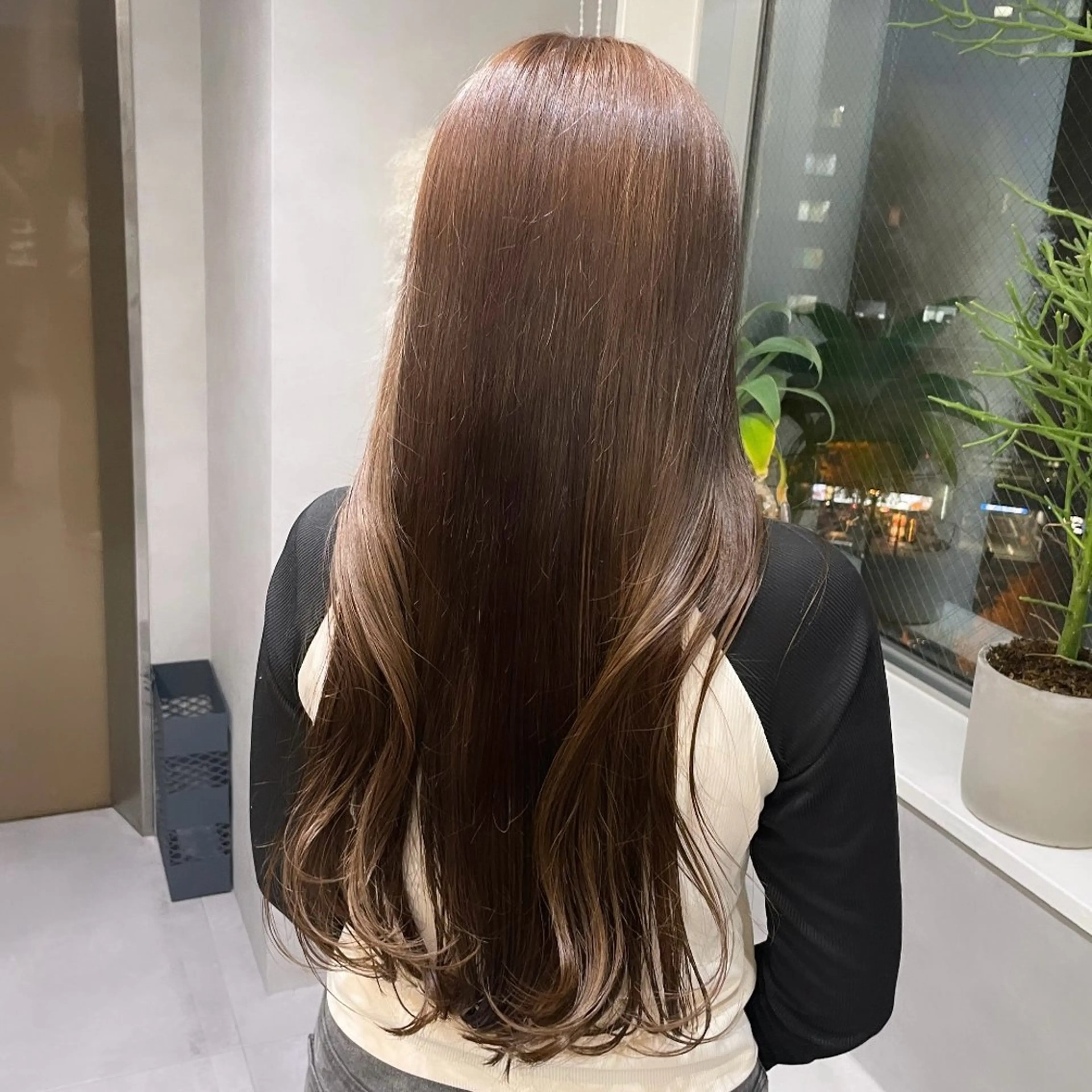 ロング カラー ベージュカラー 透明感カラー ココアベージュ ヘアカラー Rui/透明感カラー 暖色/レイヤーカットのヘアスタイル