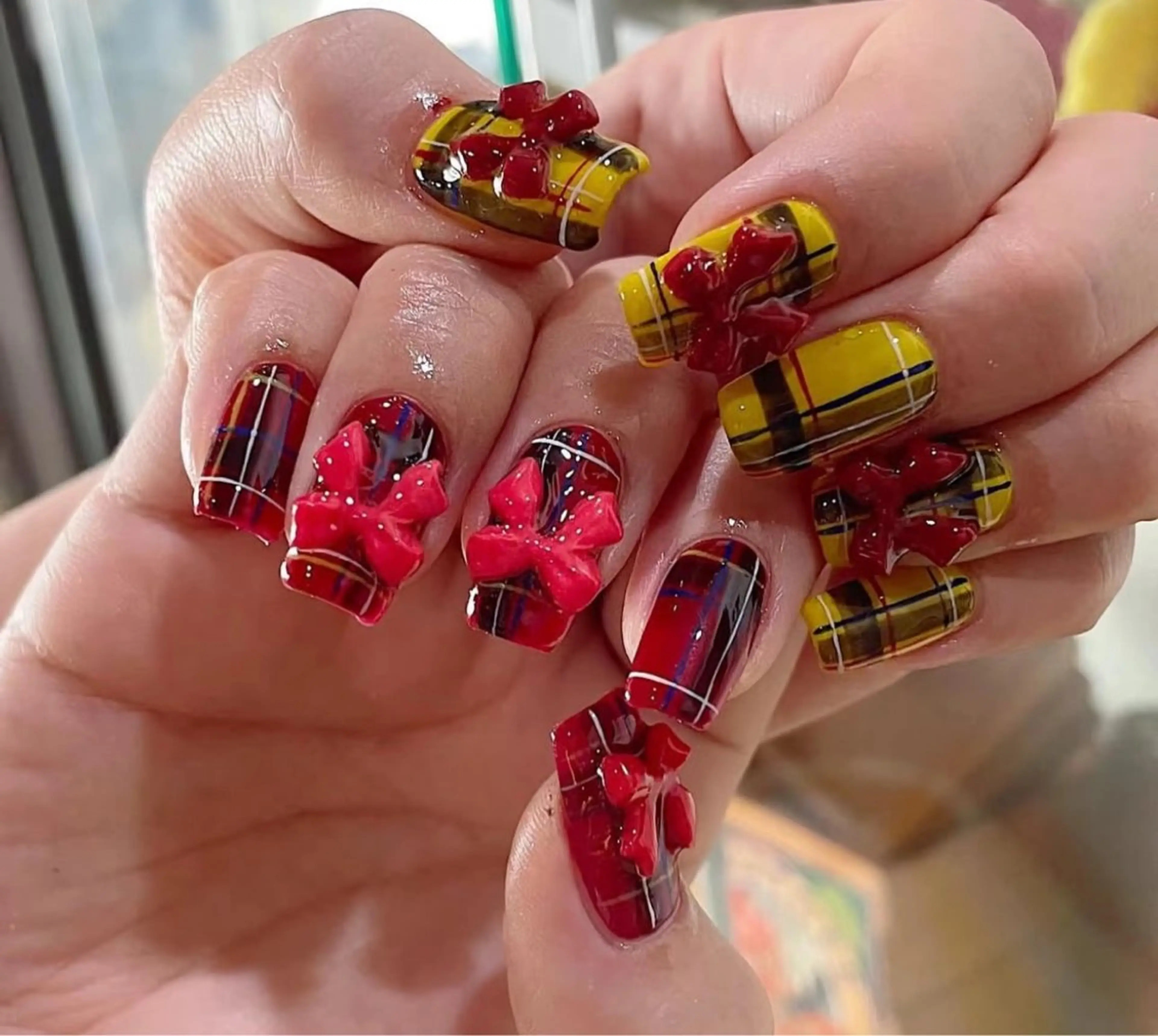 ネイル ハンドネイル 長さだし専門店 M2　rikaのネイルデザイン