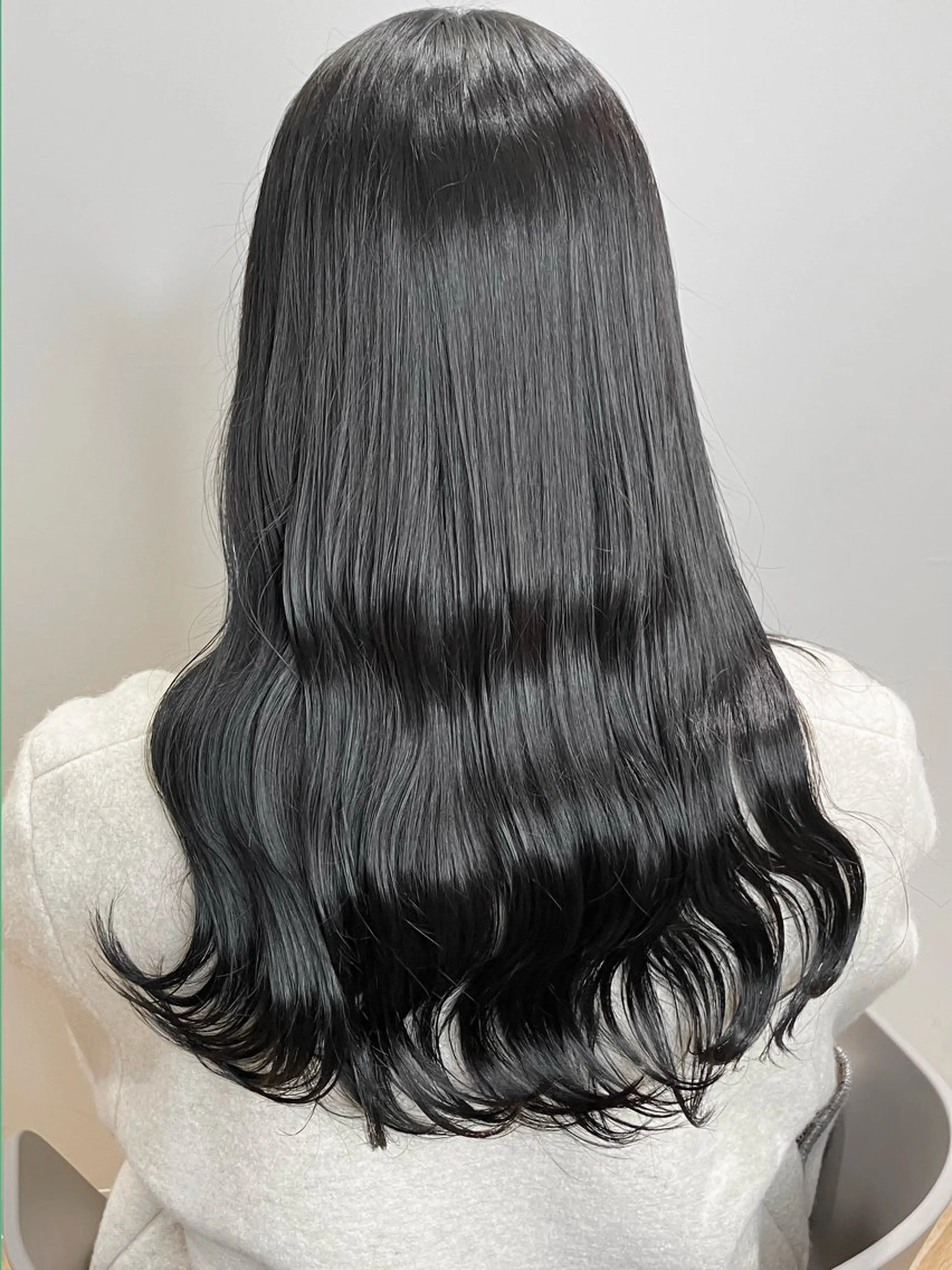 ロング カラー アッシュ アッシュグレー 髪質改善/艶カラー 縮毛矯正/みほのヘアスタイル