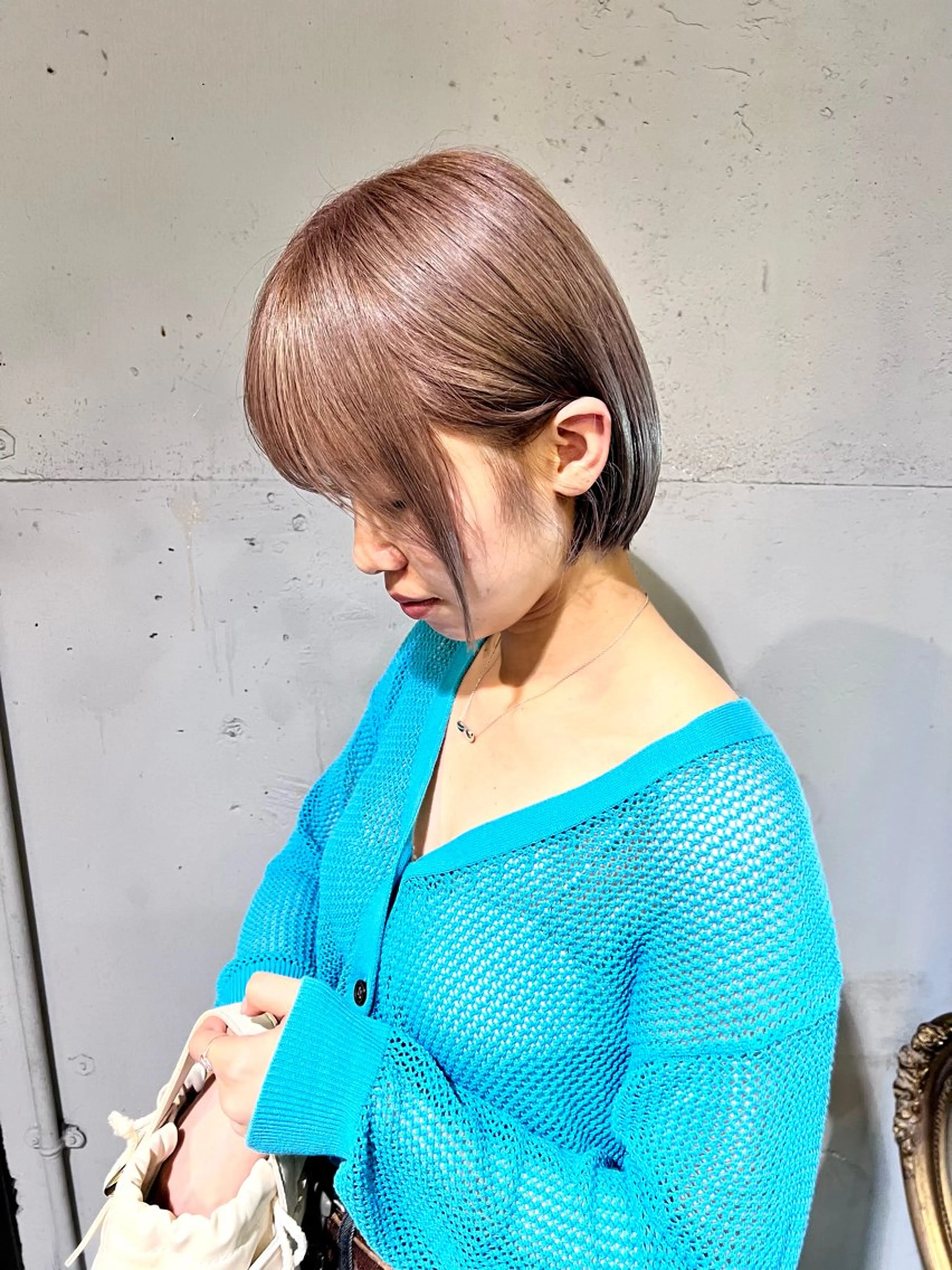 ショート カラー ボブ カット ヘアカラー トリートメント 小笠原 悠斗のヘアスタイル