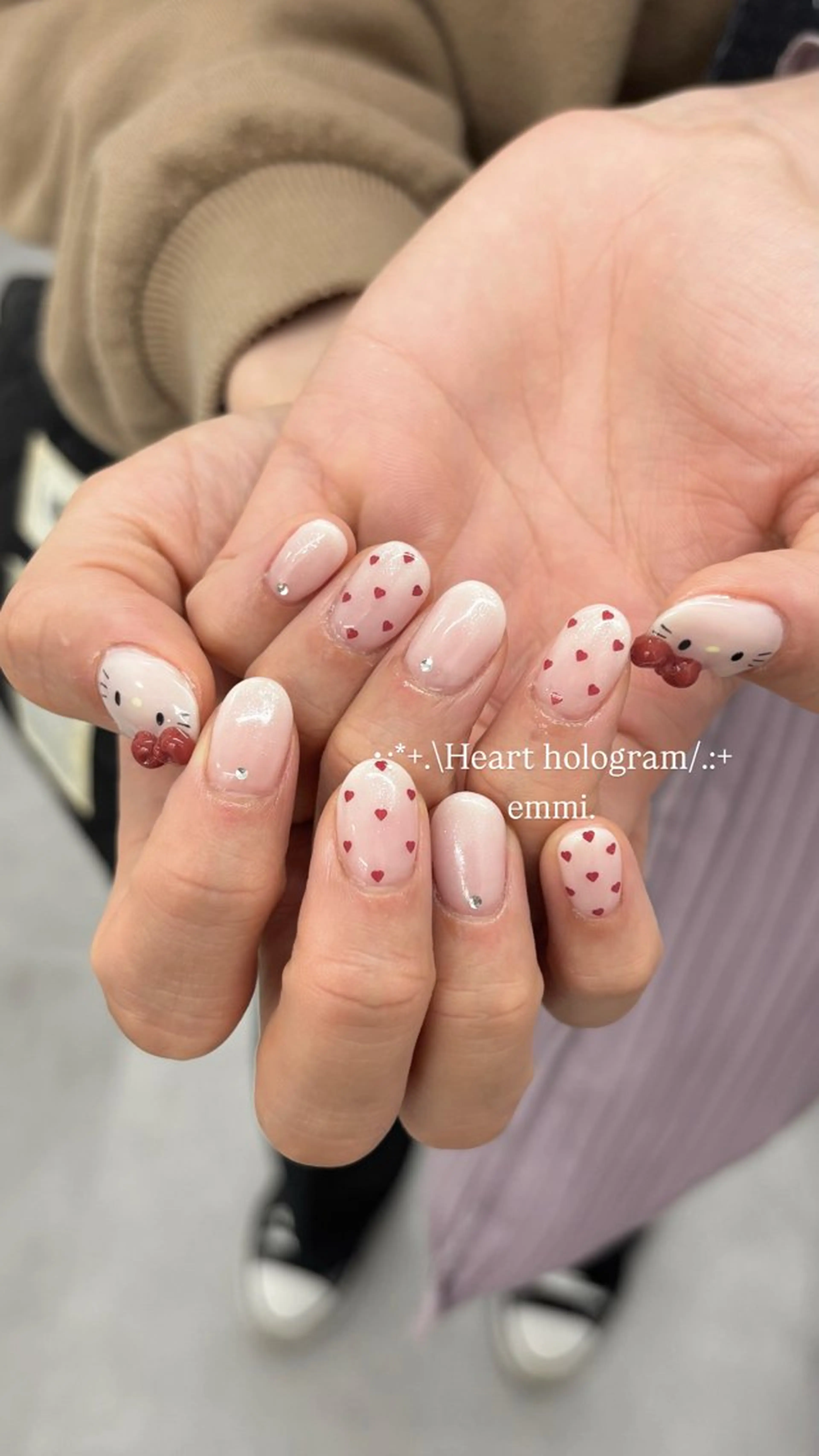 ネイル GO TODAY SHAiRE SALON 表参道colore店所属・emmi nailのネイルデザイン
