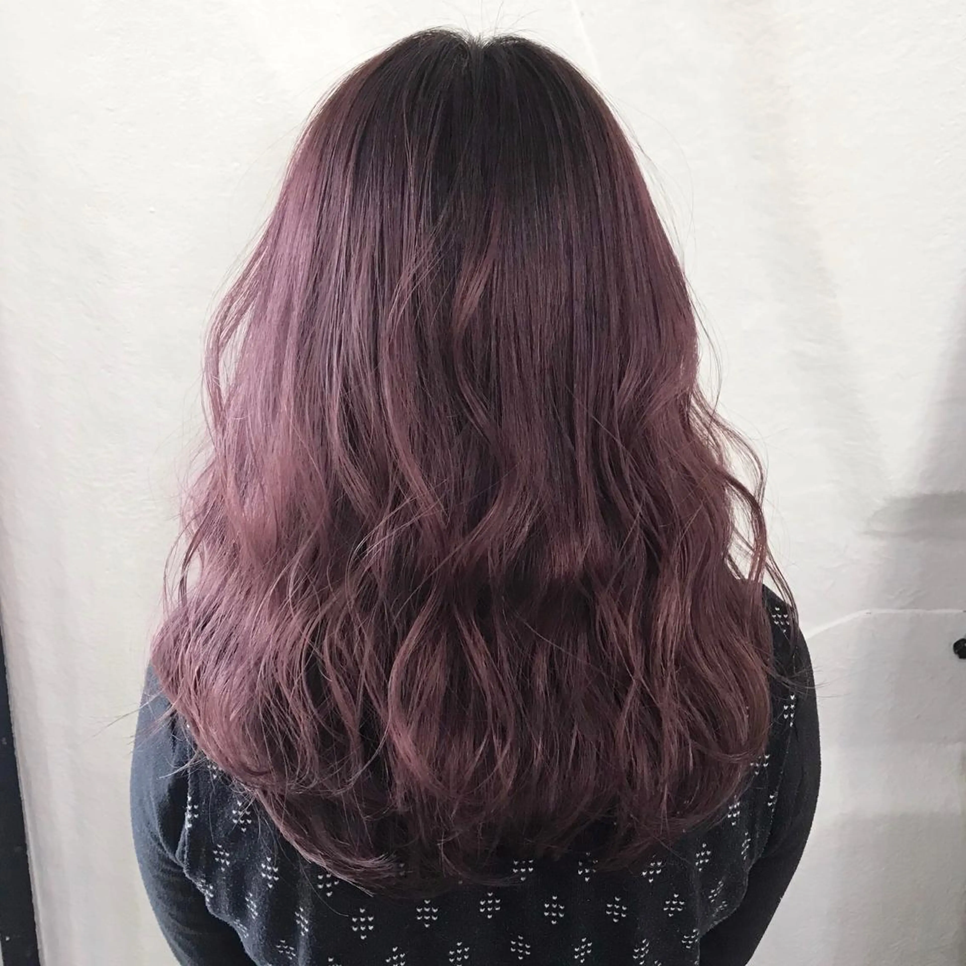 セミロング カラー ブリーチ ラベンダーカラー ピンクカラー ピンクラベンダー K-POP好き美容師 🇰🇷Kai.Yのヘアスタイル