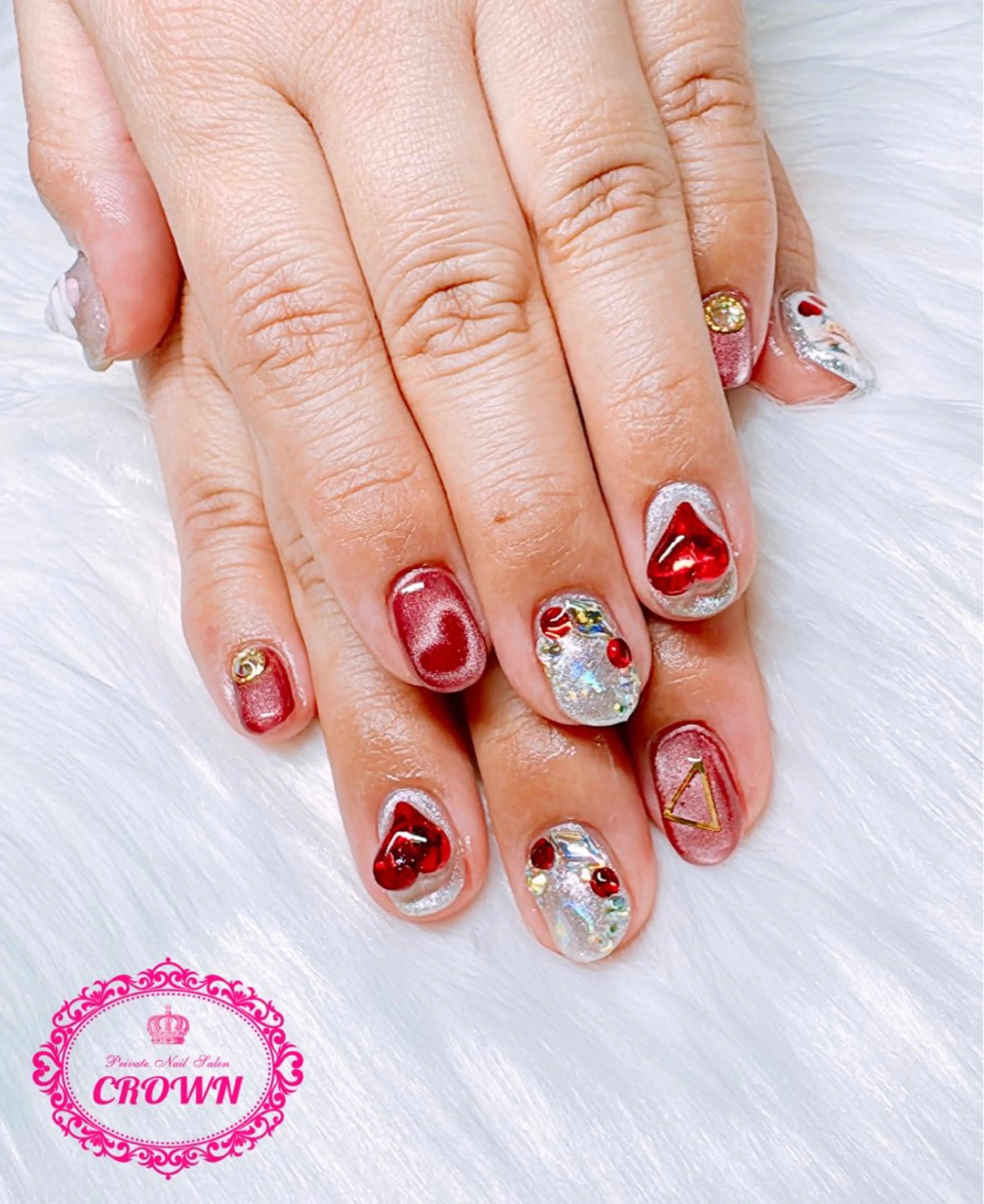 ネイル CROWN プライベートサロンのネイルデザイン