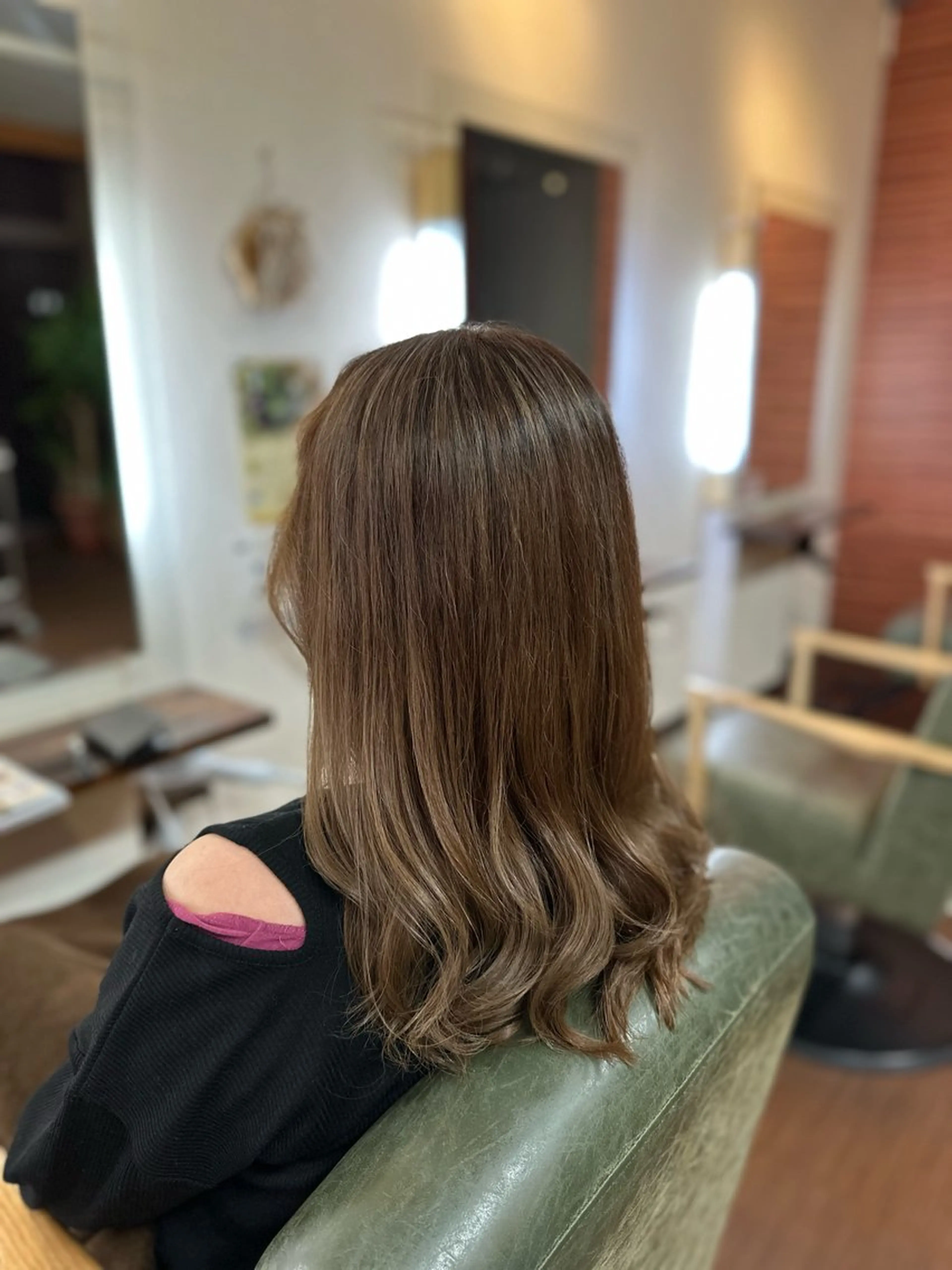 ロング カラー ベージュカラー グラデーションカラー ハイライトカラー ハイライト カット ヘアカラー トリートメント 大人かわいいインナー カラー/菊池柊真🎨のヘアスタイル