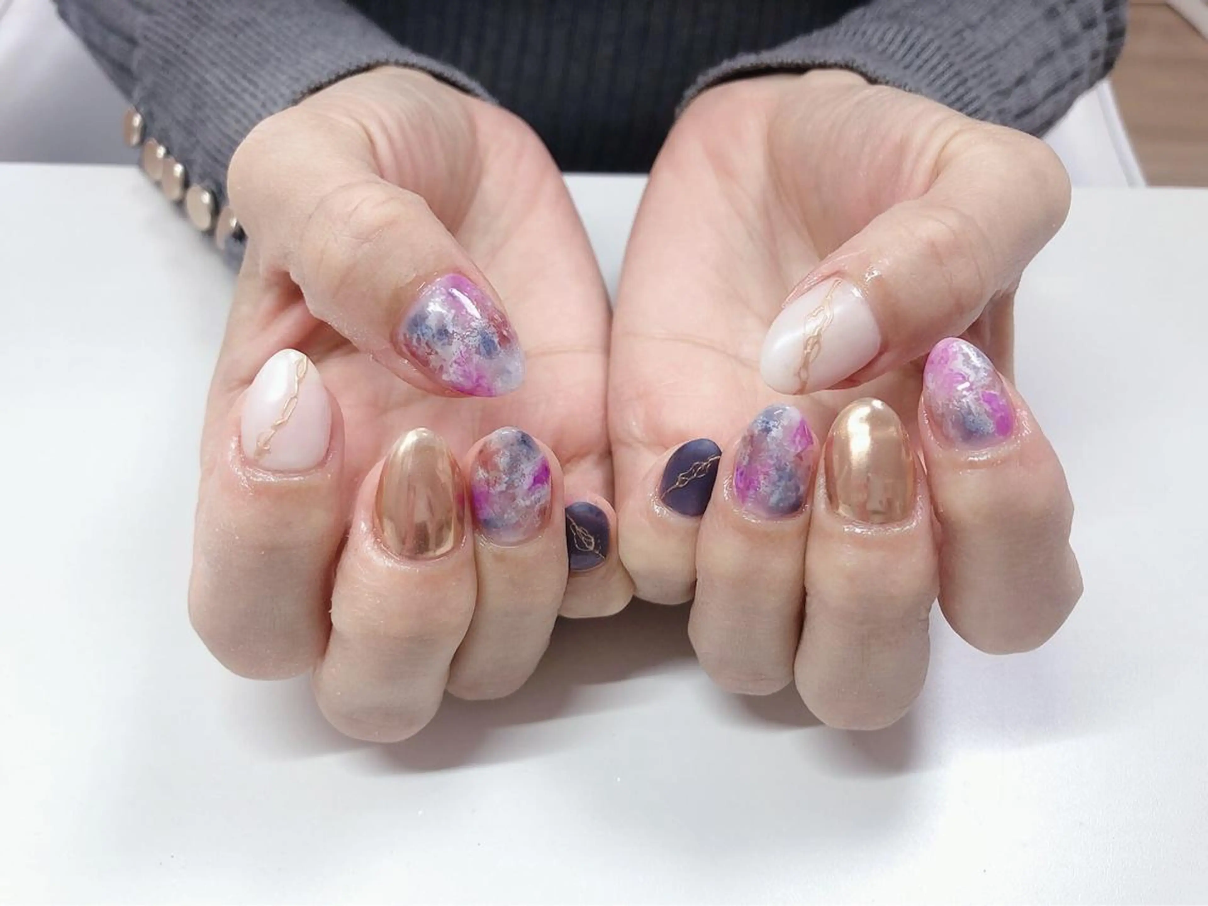 ネイル フットネイル グリーン オフィスネイル ワンカラーネイル Lily Roseスタッフ一同のマツエク・マツパデザイン