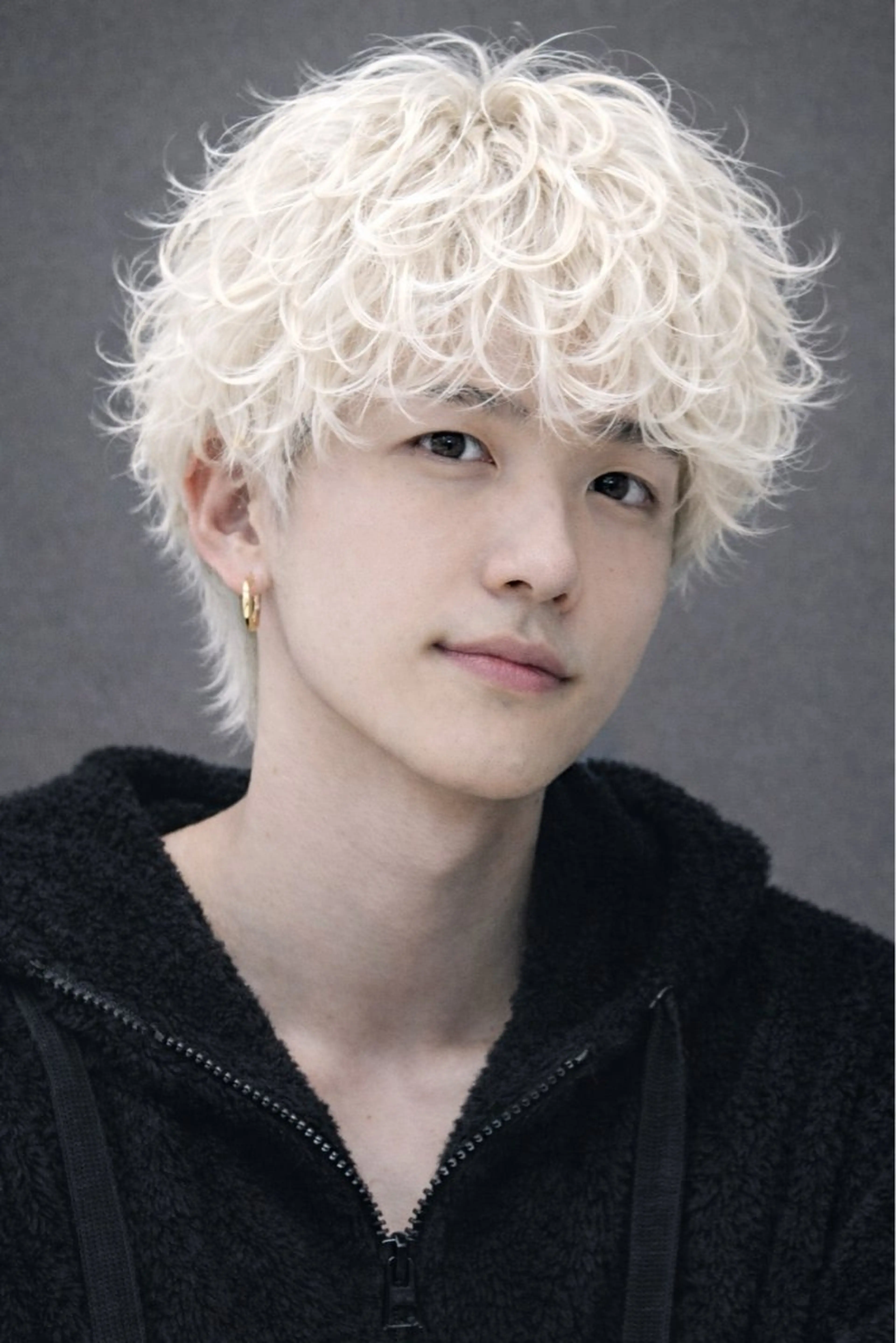 ショート カラー パーマ ヘアアレンジ メンズ メンズブリーチ メンズパーマ ブリーチ スパイラルパーマ メンズNo.1美容師 Coshoのヘアスタイル