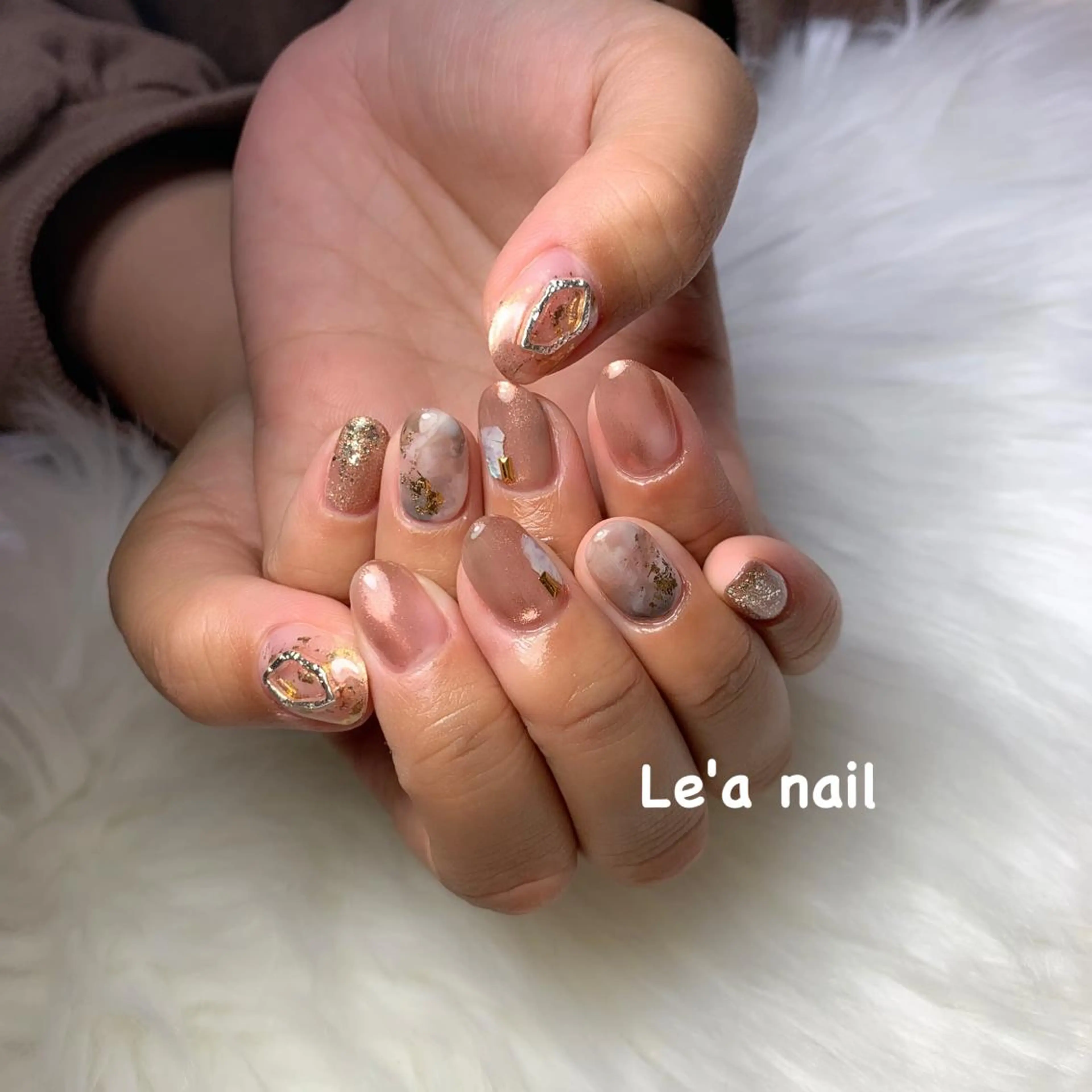 ネイル ニュアンスネイル 'mm  (ミリ) ＭＡＮＡＭＩのネイルデザイン