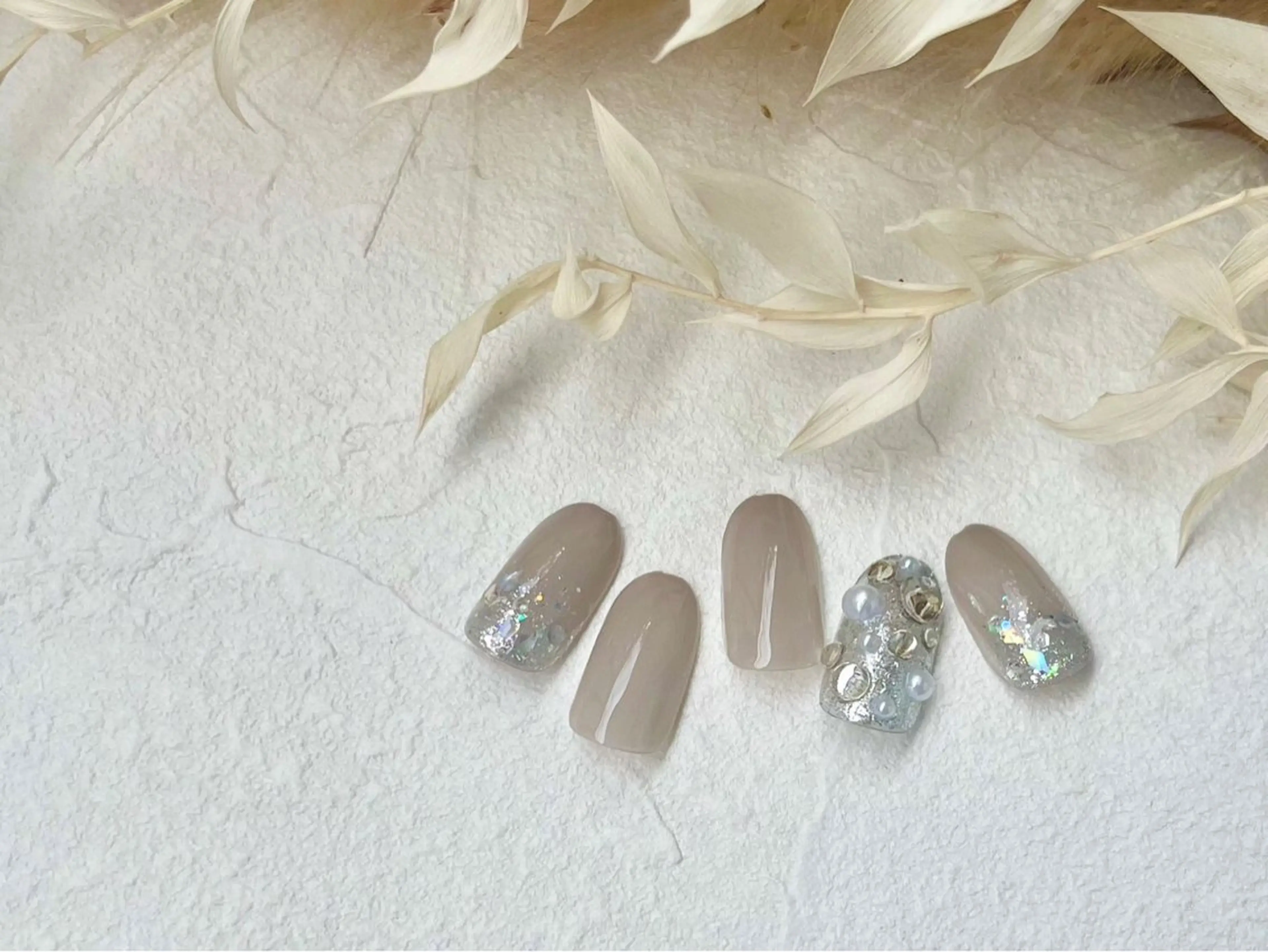 ネイル ジェルネイル メンズネイル パラジェル ワンホンネイル ブライダルネイル ハンドネイル kiki nail &brow二子玉川の眉毛・アイブロウイメージ