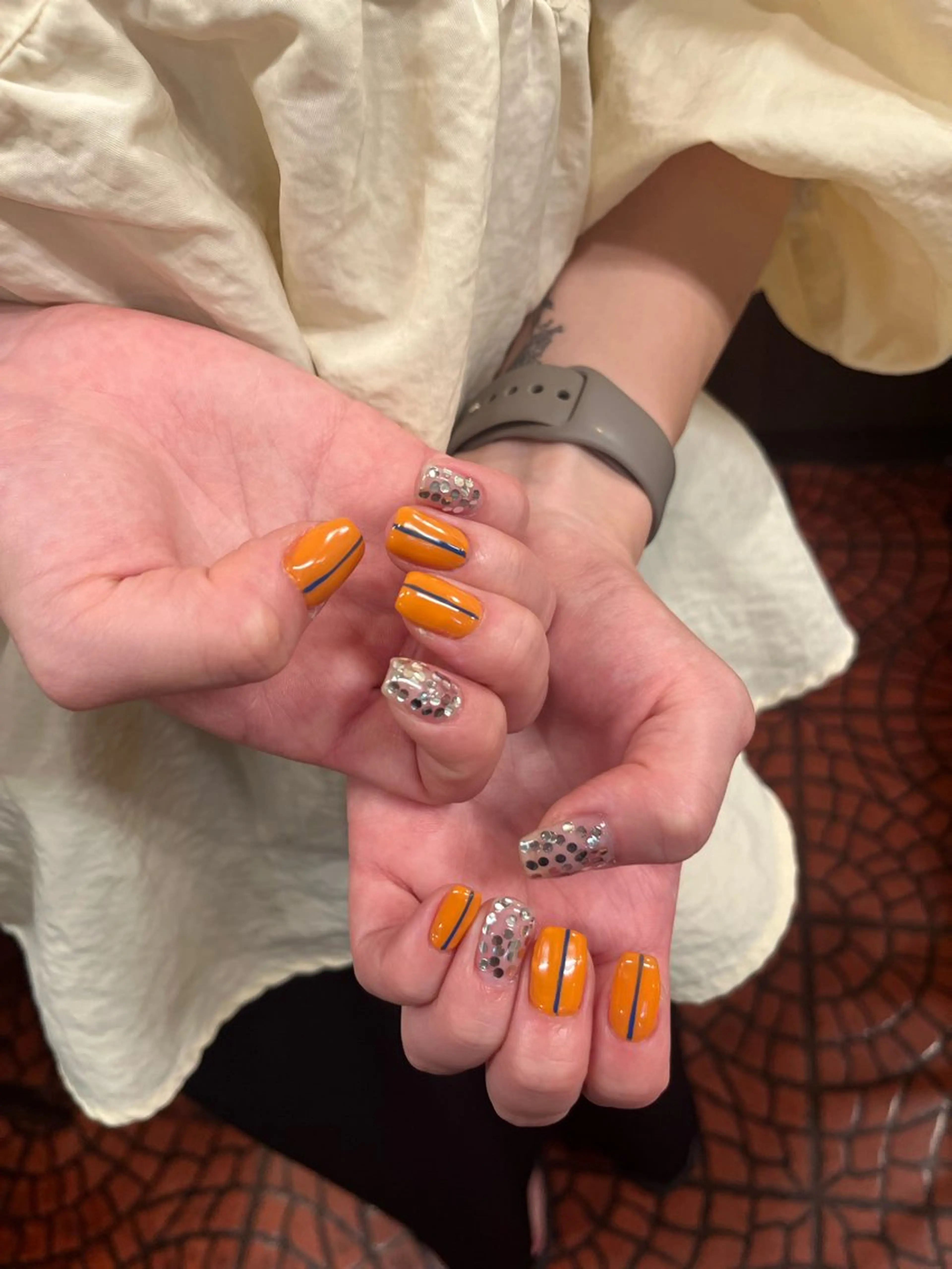 ネイル アートネイル フラッシュネイル ホログラムネイル キラキラネイル 韓国ネイル ハンドネイル chai 上本町 sakuraのネイルデザイン