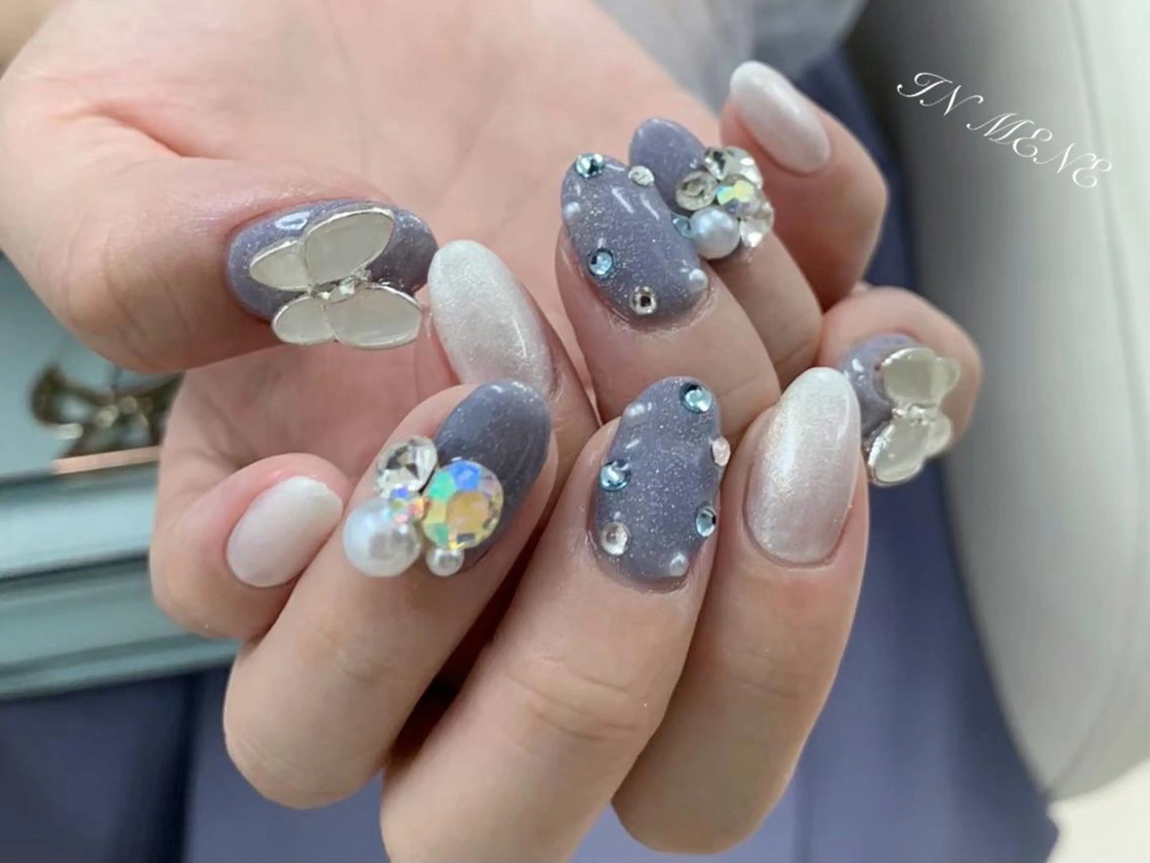 ネイル ハンドネイル IN MENEのネイルデザイン