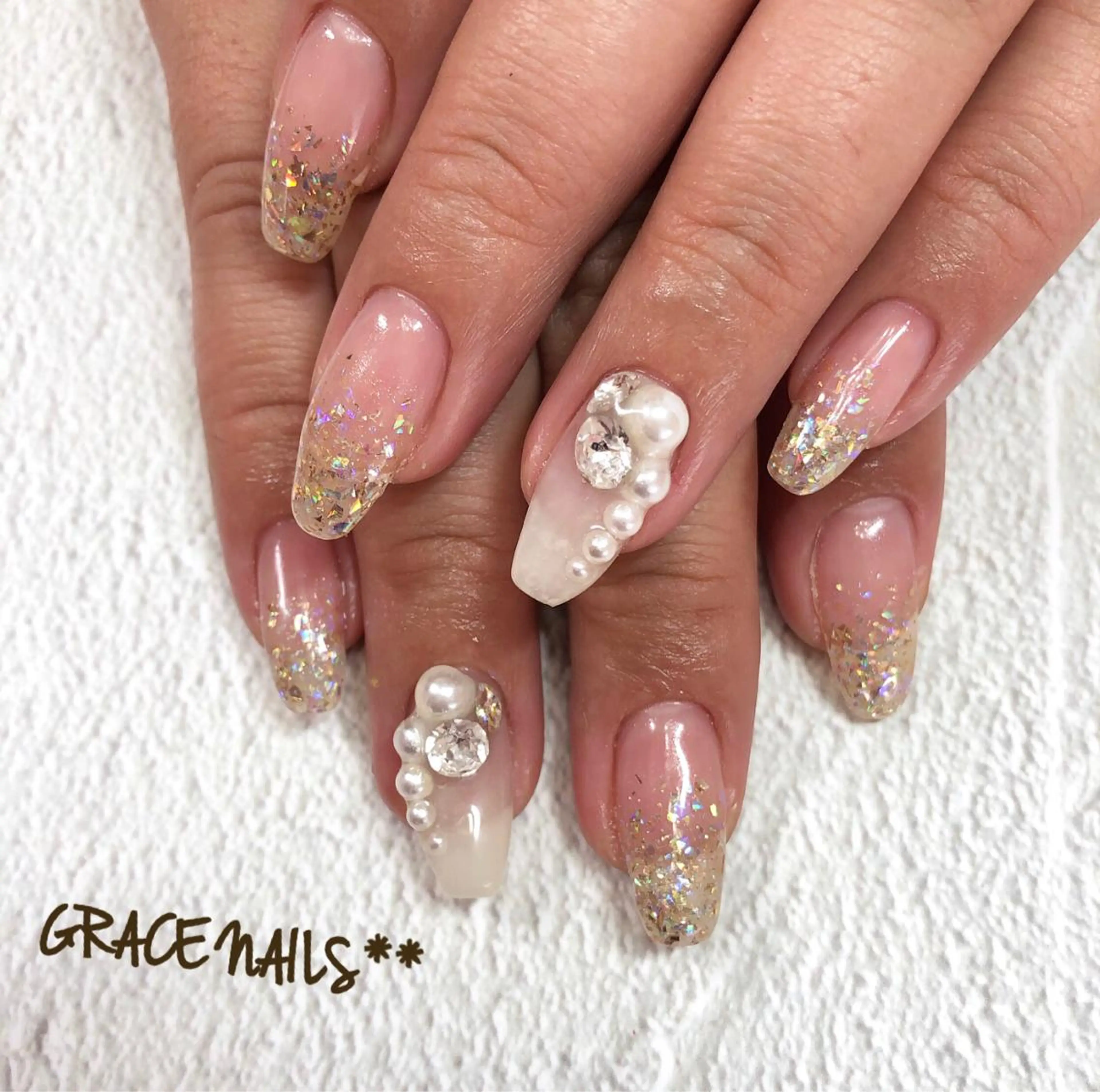 ネイル ハンドネイル フットネイル GRACE NAILSのネイルデザイン