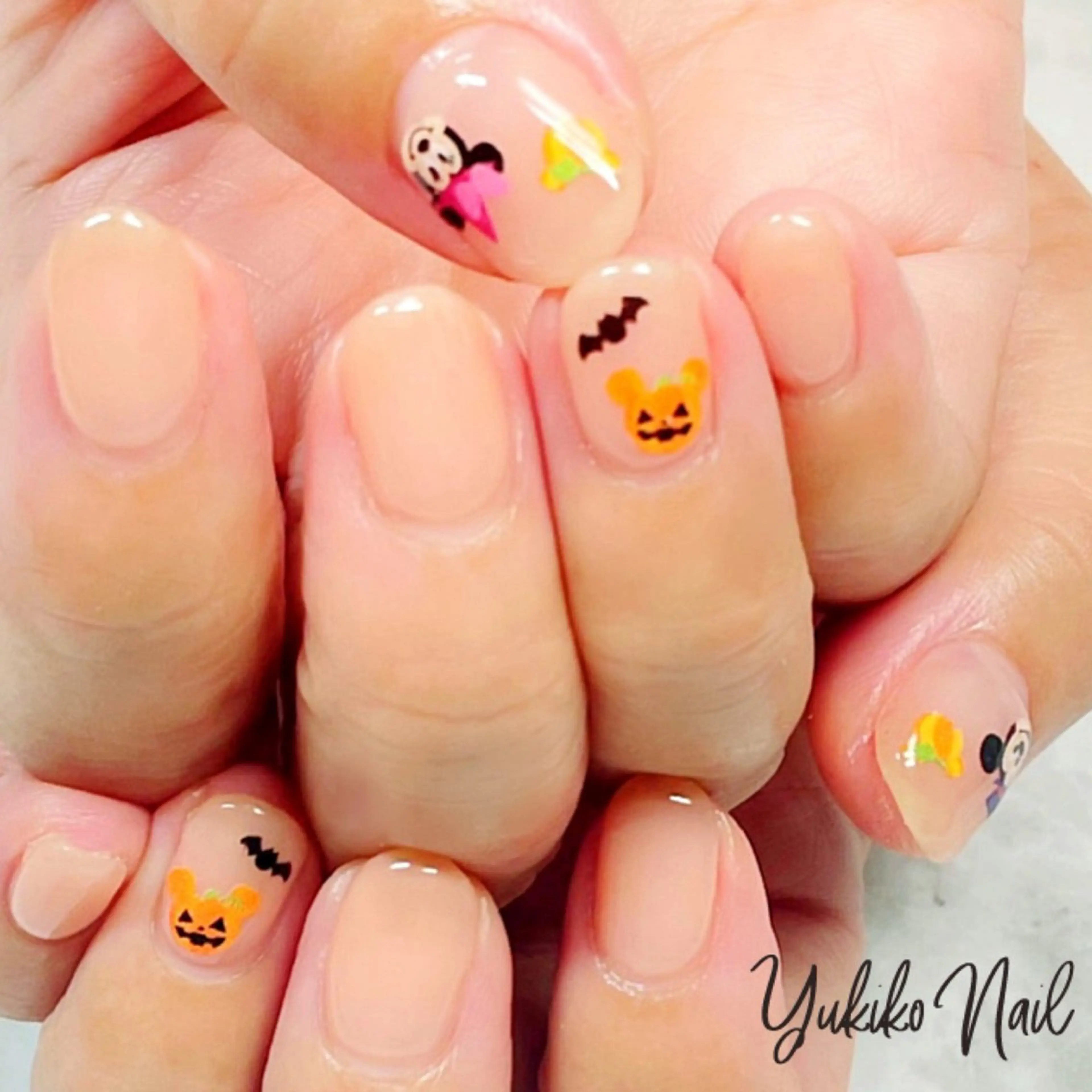 ネイル ハロウィン 持ち込み オフィスネイル ワンカラーネイル シンプルネイル ハンドネイル ユキコ ネイルのネイルデザイン