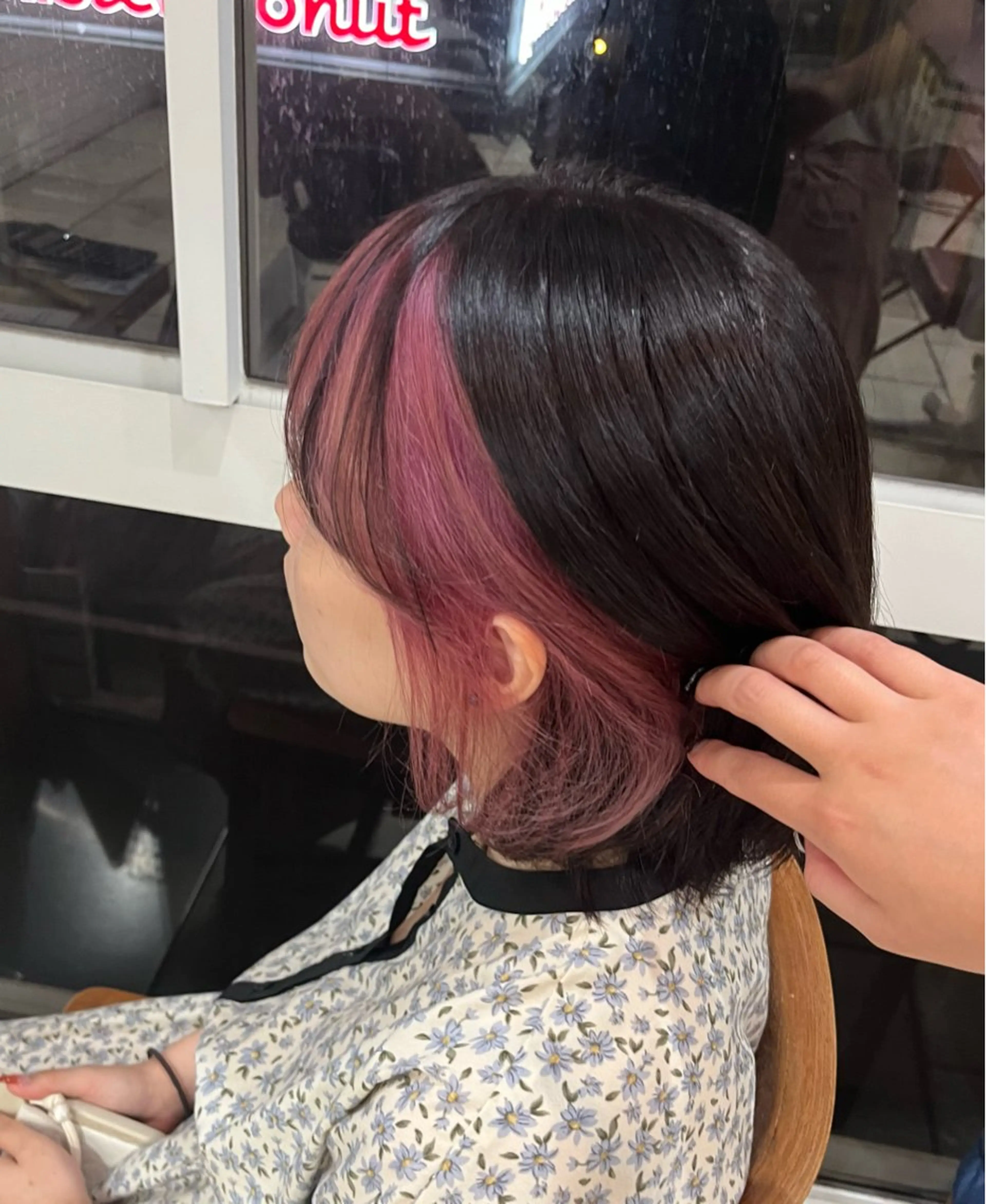 ミディアム カラーソムリエ🎨 seina🪐のヘアスタイル
